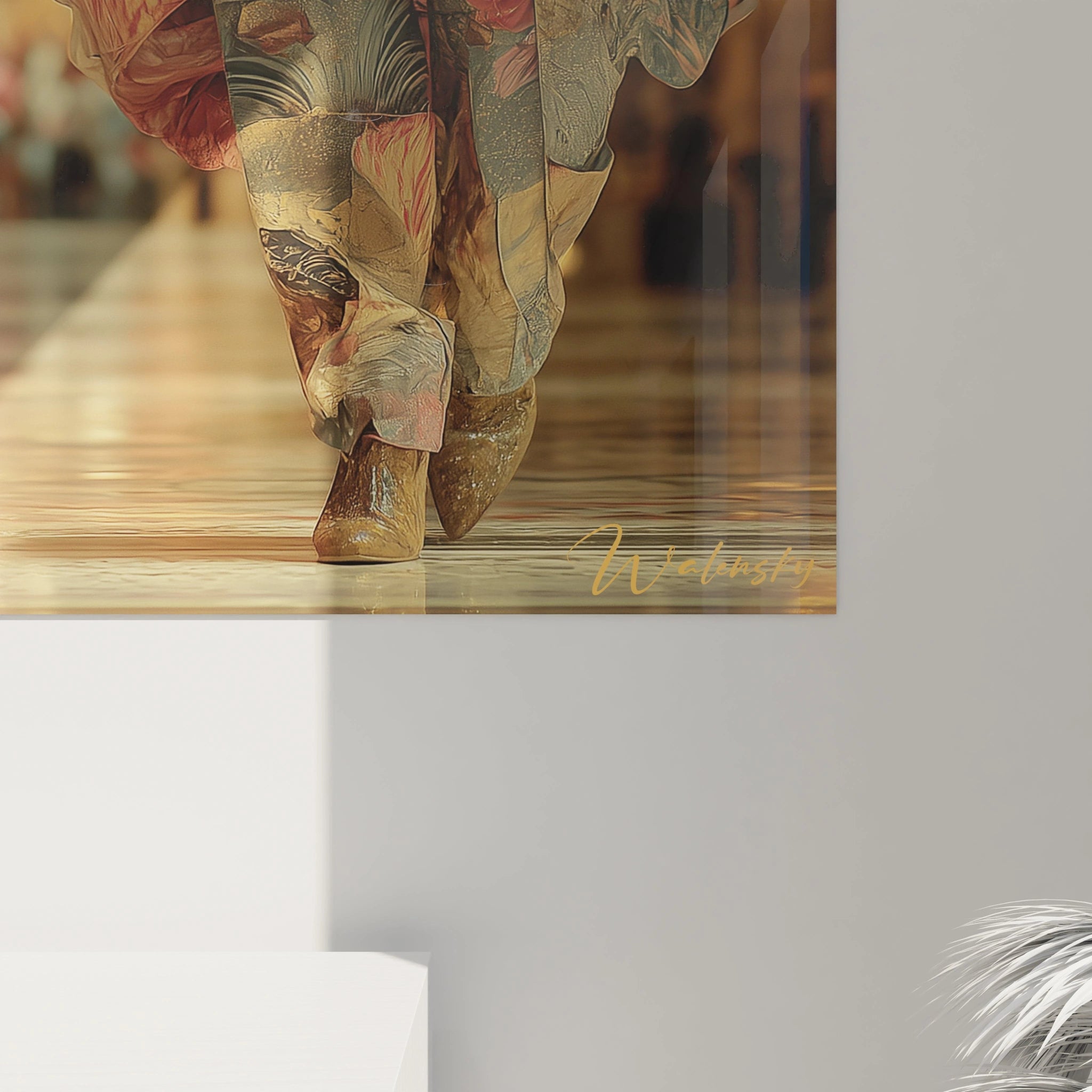 Tableau mural floral haut de gamme de Walensky avec des motifs colorés et modernes sur un mur