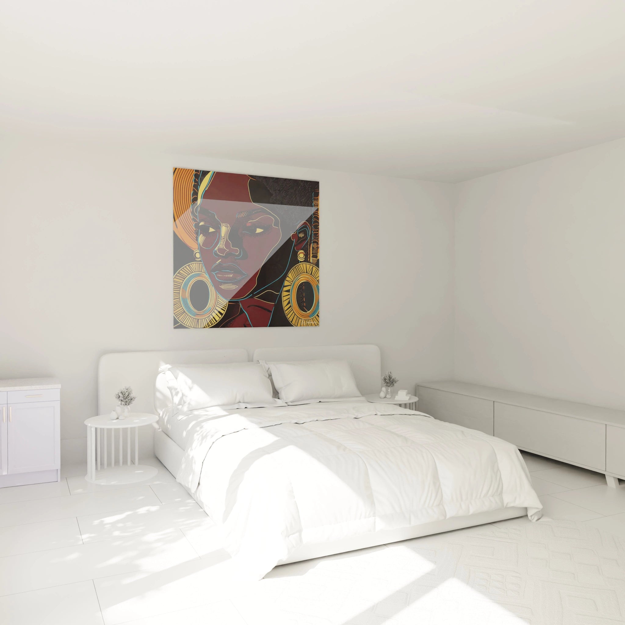 Tableau africain mural Walensky avec portrait coloré accroché au-dessus d'un lit dans une chambre moderne blanche