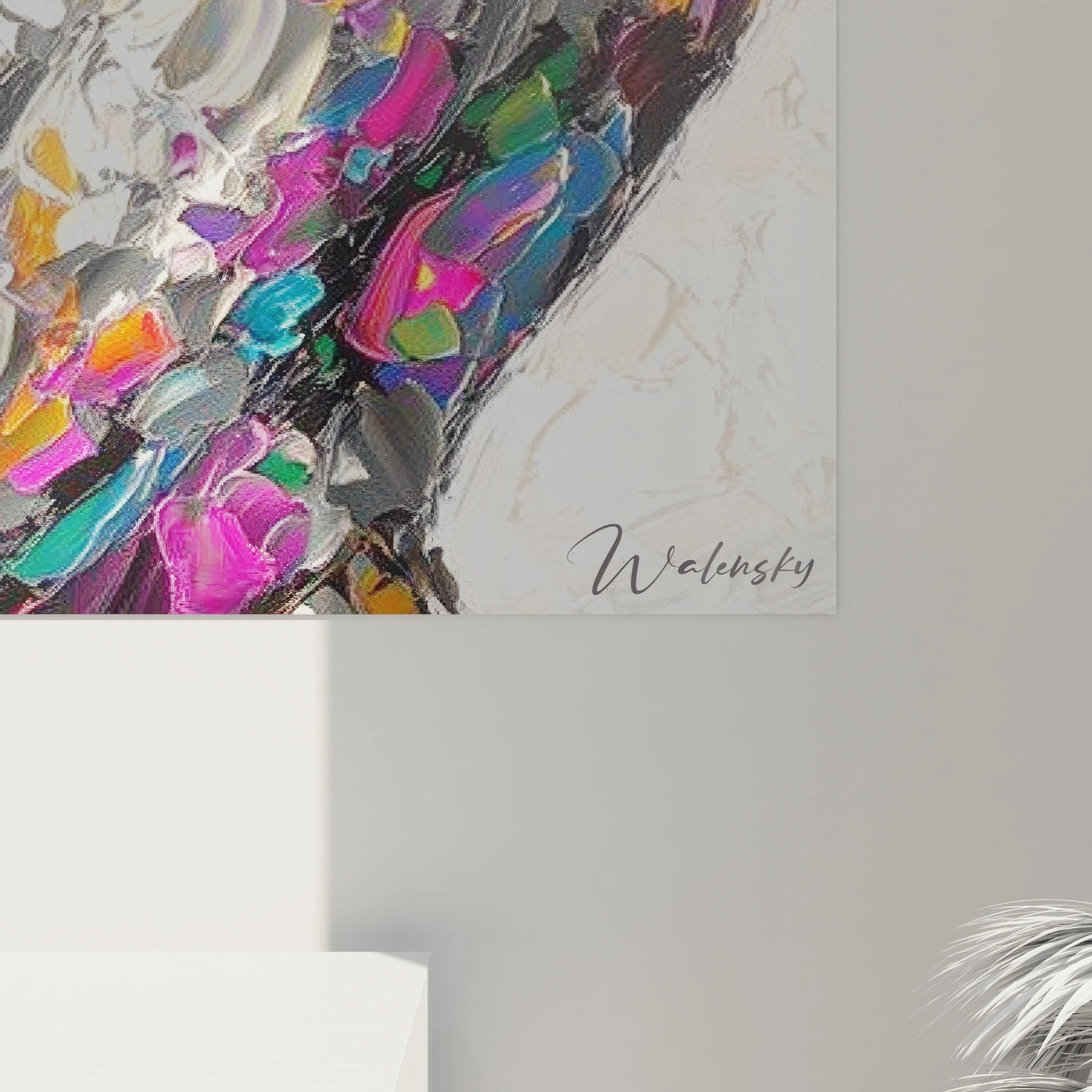 Tableau femme moderne de Walensky avec des couleurs vives et un design contemporain