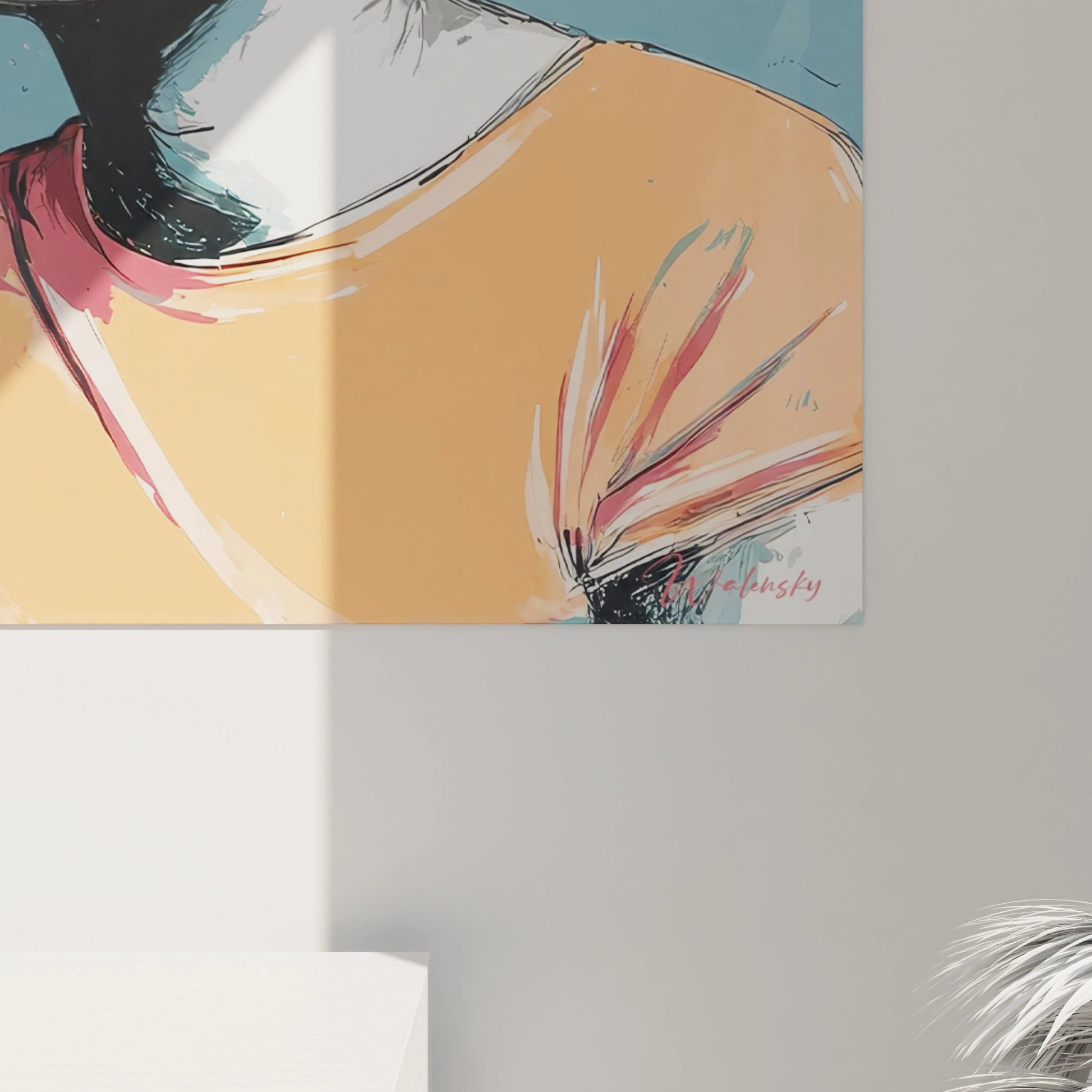 Tableau femme blonde moderne sur mur avec des couleurs vives pour une décoration contemporaine