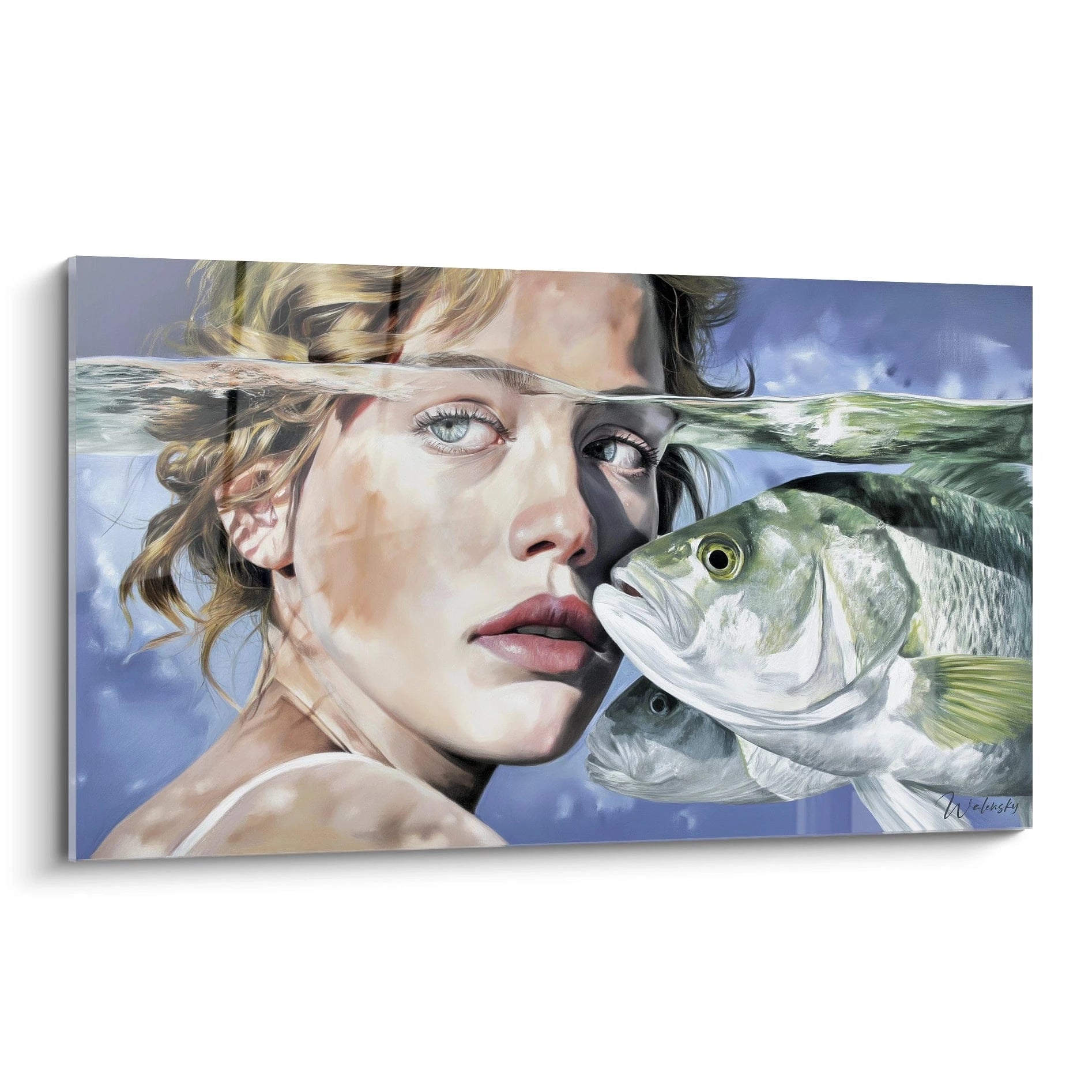 tableau hyperréalisme femme Walensky visage partiellement immergé avec poissons réalistes fond eau bleu