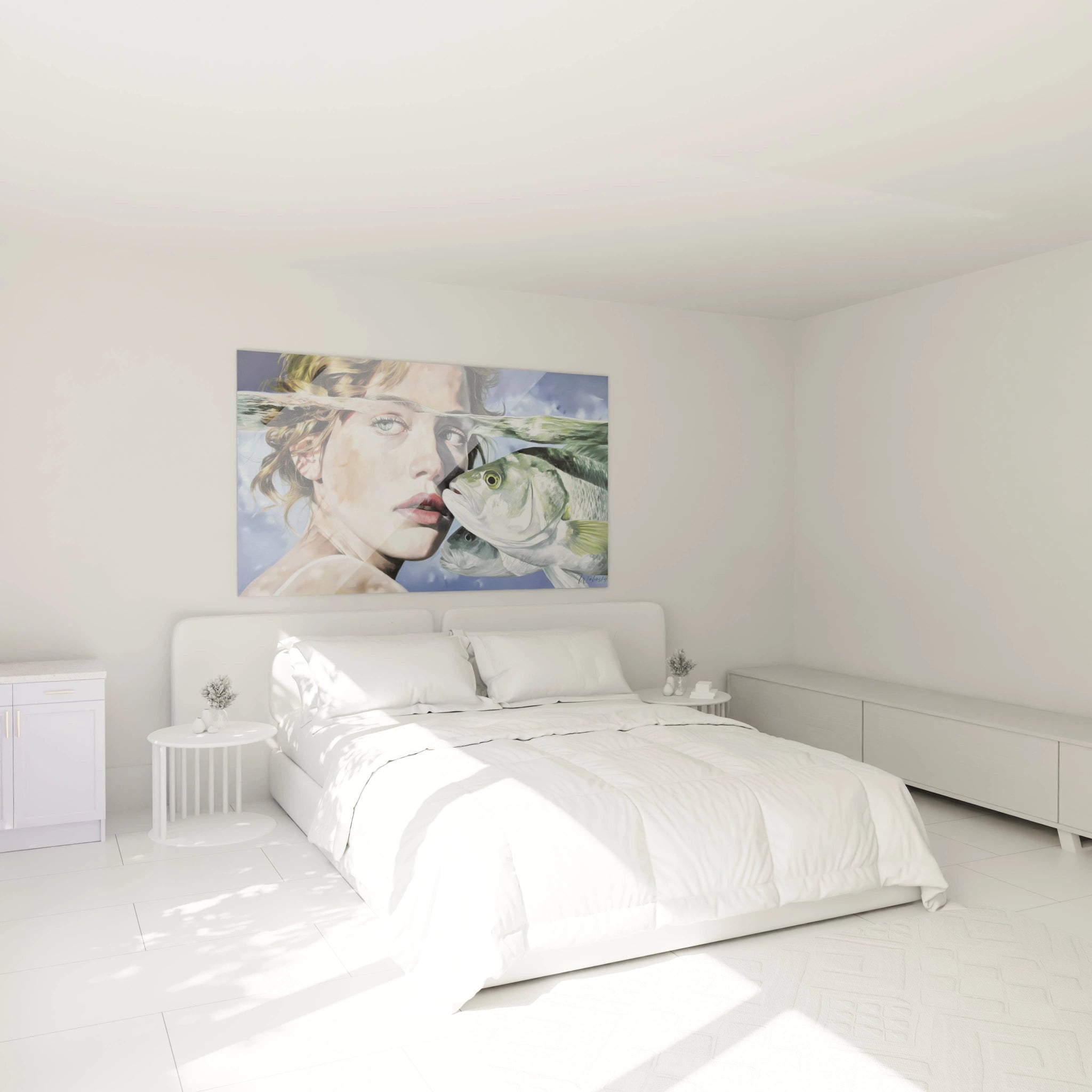 Chambre blanche minimaliste avec tableau hyperréalisme femme Walensky montrant portrait de femme et poisson au dessus du lit