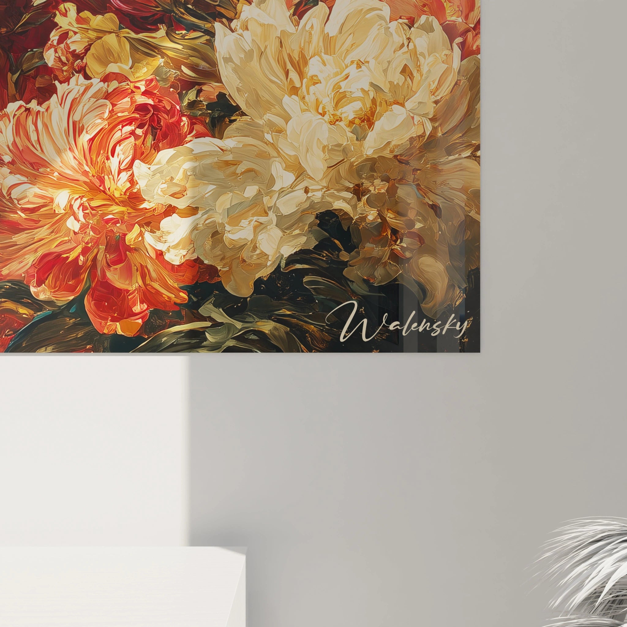 Tableau mural Walensky tableau femme baroque fleurs baroques crème et orange sur mur blanc