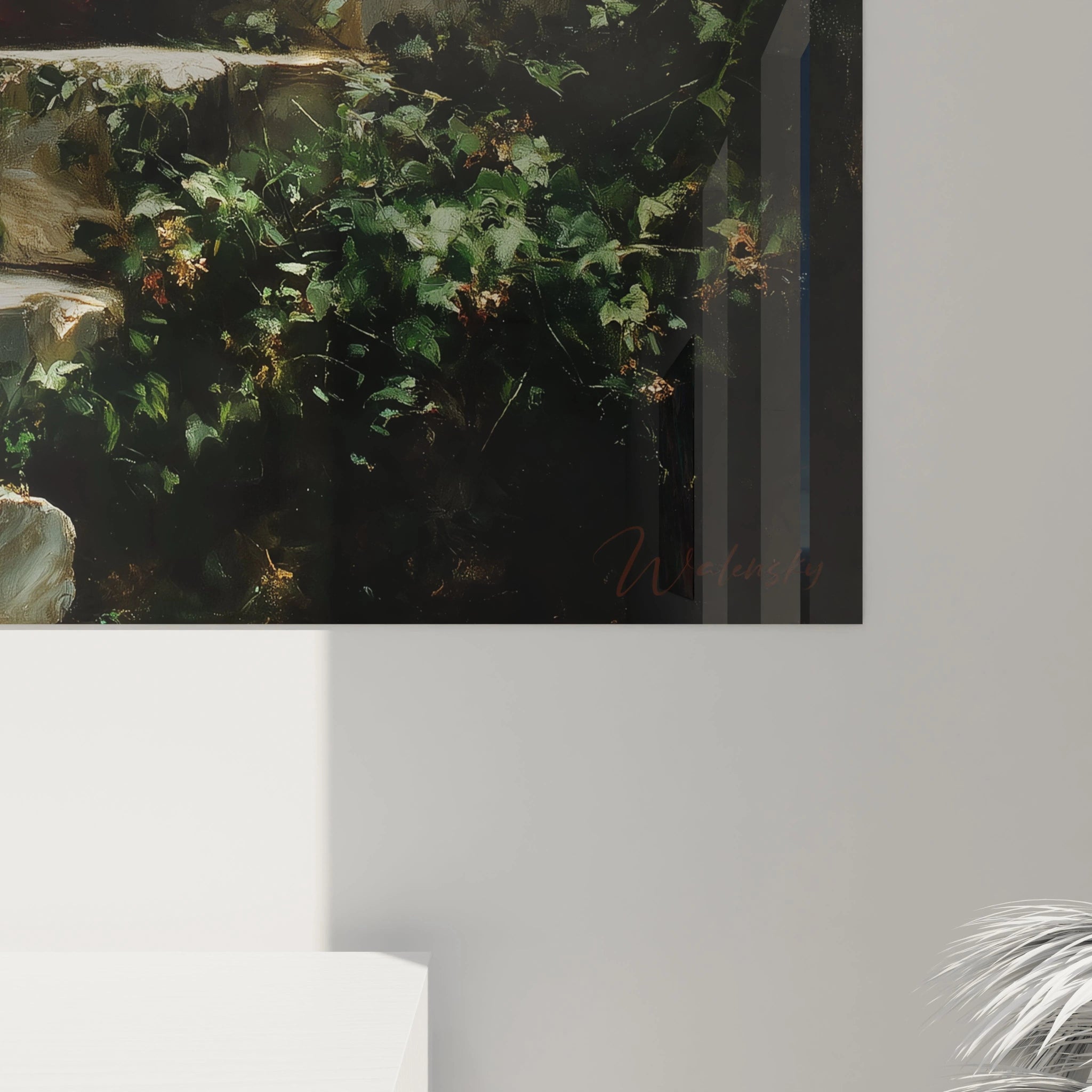 Walensky tableau femme classique mural montrant escalier en pierre et feuillage dense sur fond sombre accroché au mur