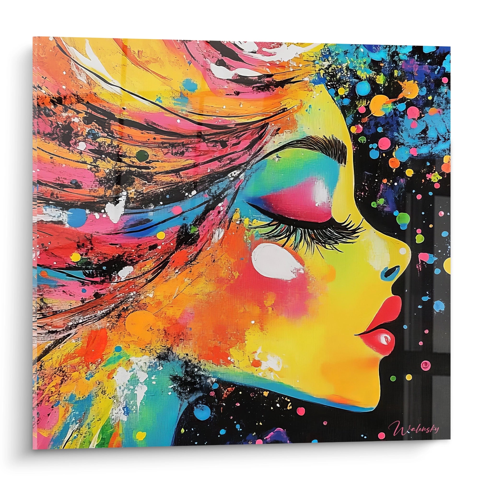 Tableau art abstrait femme profil multicolore avec explosion de couleurs vives sur fond noir étoilé