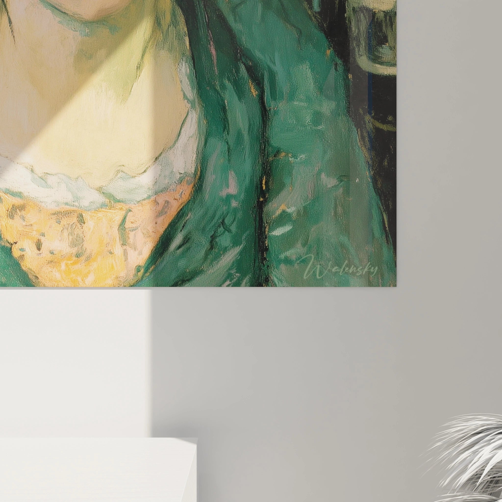 Tableau mural Walensky montrant portrait partiel d'une femme en robe jaune et châle vert, tableau femme bohème