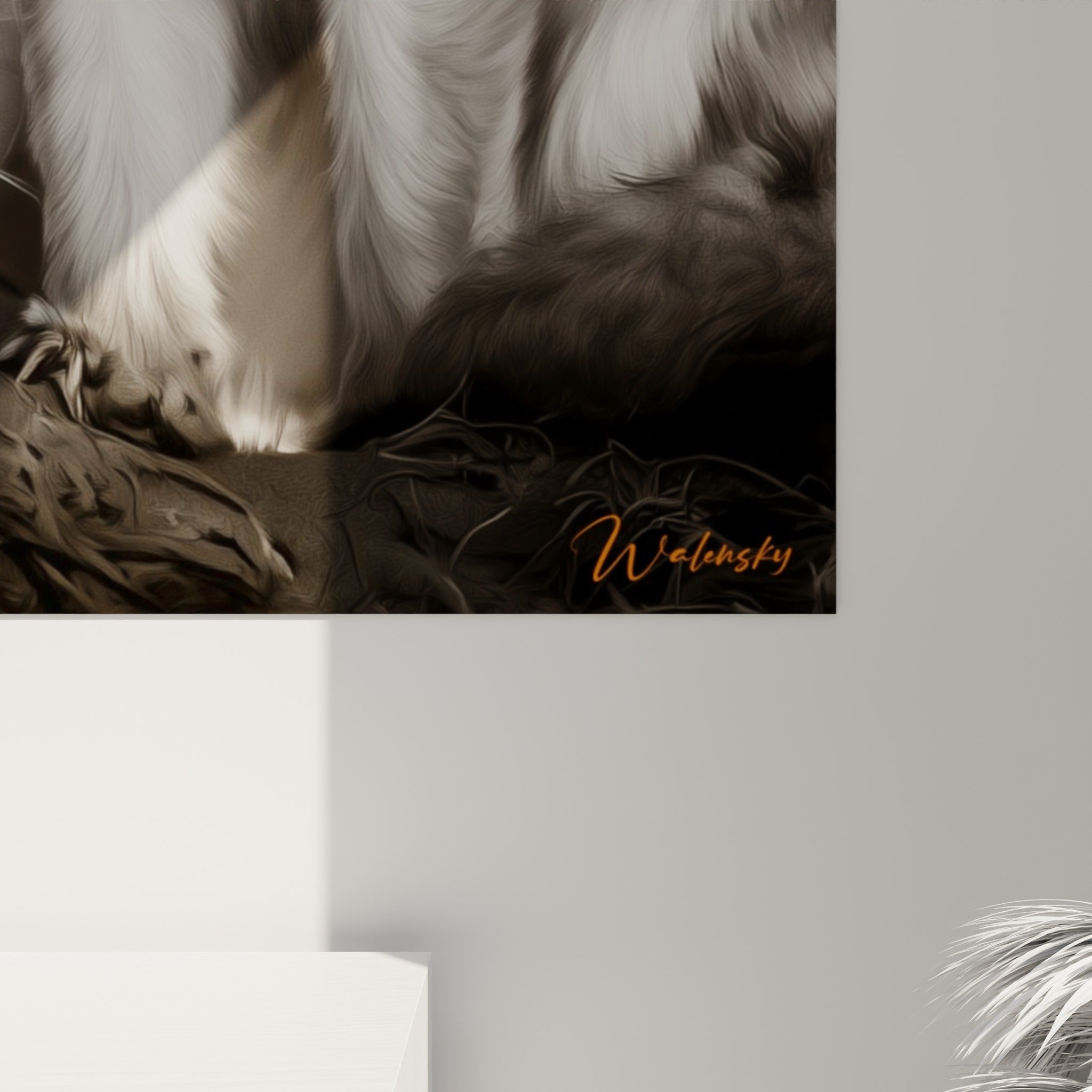 Détail du pelage sépia du fennec, mèches finement dessinées, contrastes anthracite et beige rapprochés
