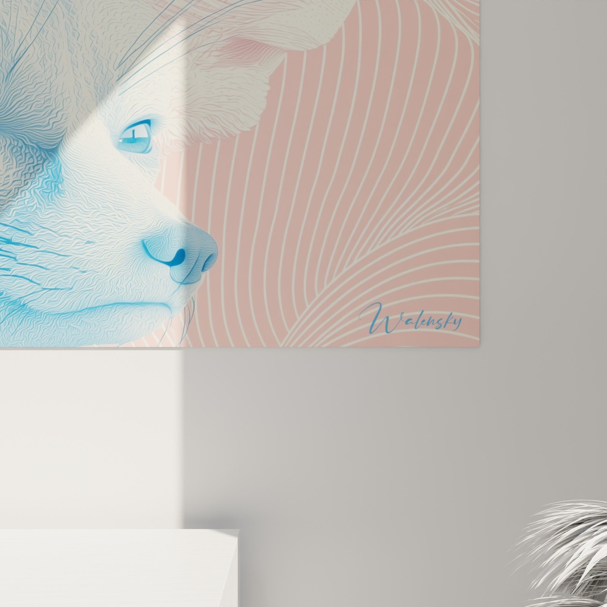 Traits fins du pelage fennec en bleu glacier et blanc crème, grain marqué sur fond rose saumoné