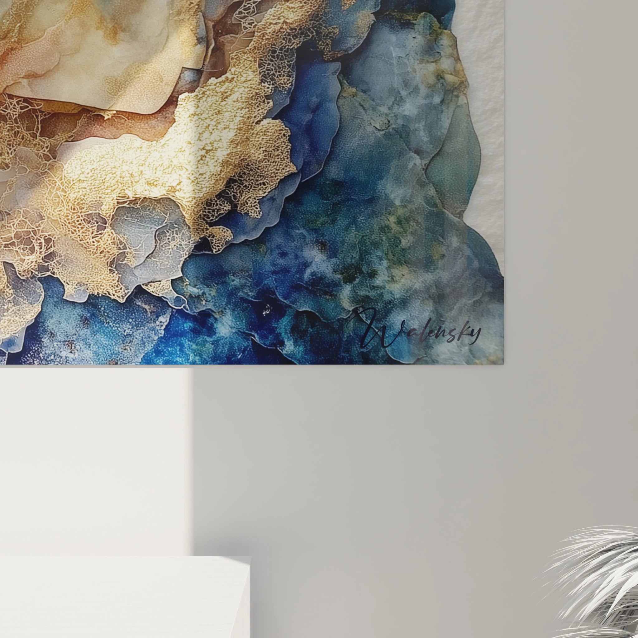 Tableau mural Walensky représentant des figures féminines haute couture avec des textures vibrantes et des couleurs éclatantes.