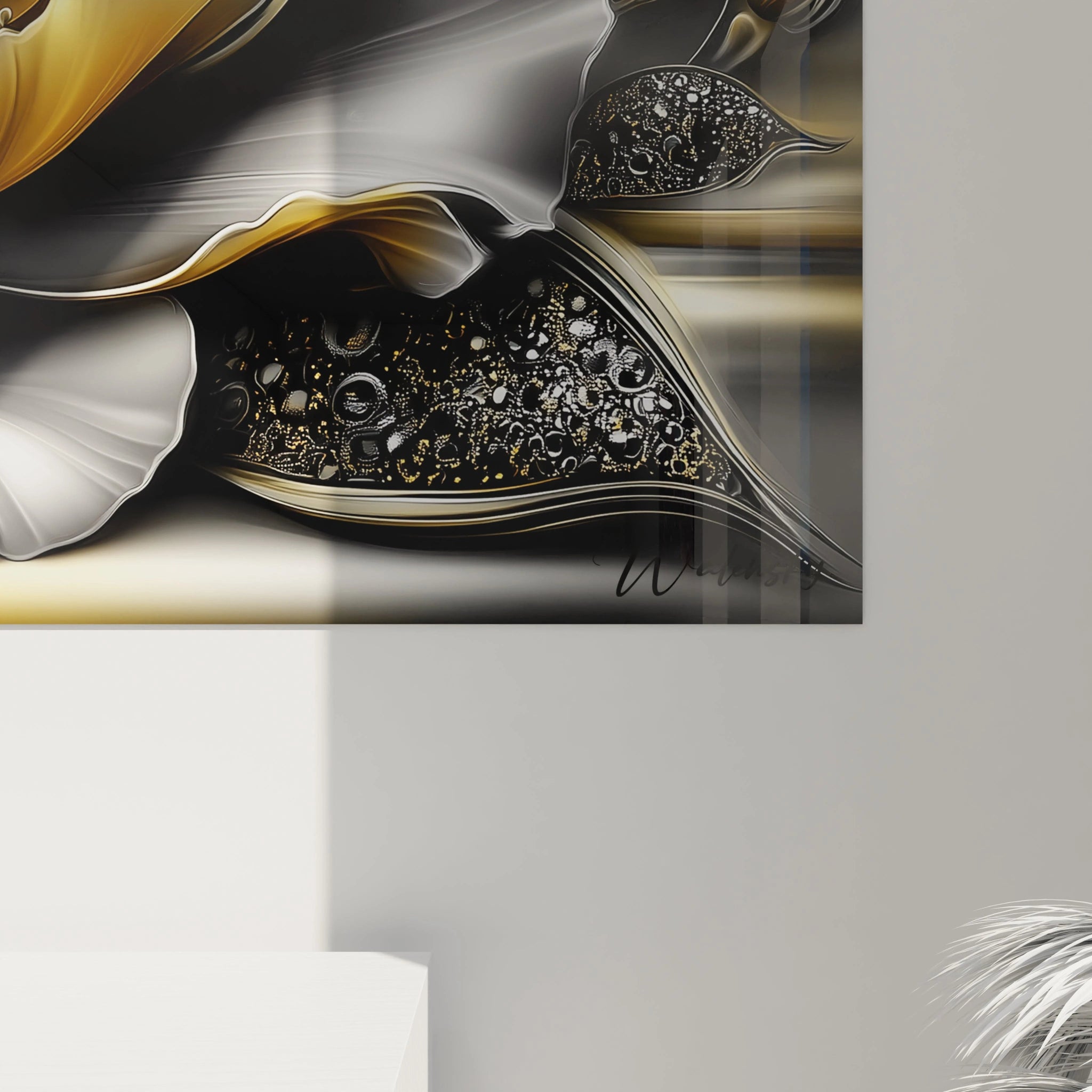 Vue ensemble tableau lotus métallique mural - œuvre art contemporain floral doré argent