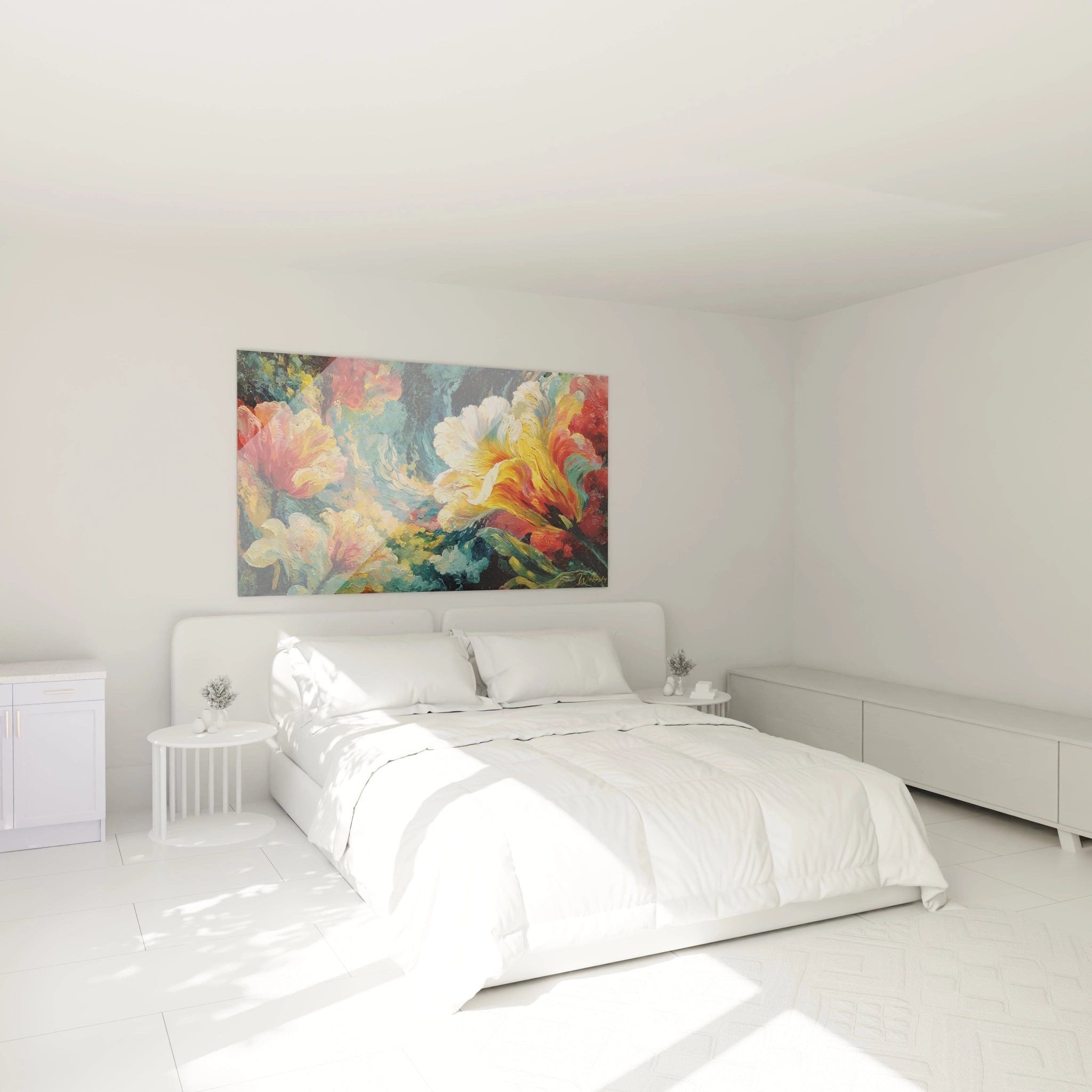 Walensky tableau fleurs baroque grand panneau coloré accroché au dessus du lit blanc dans une chambre minimaliste
