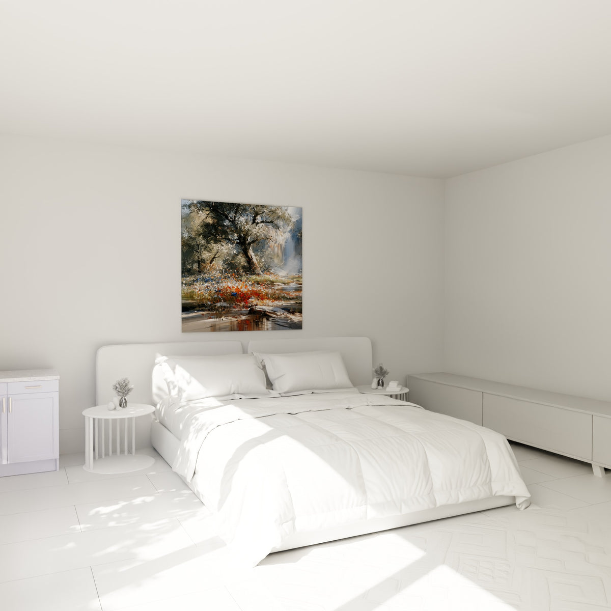 Sous-bois orange et bleu peint au-dessus d'un lit dans une chambre claire