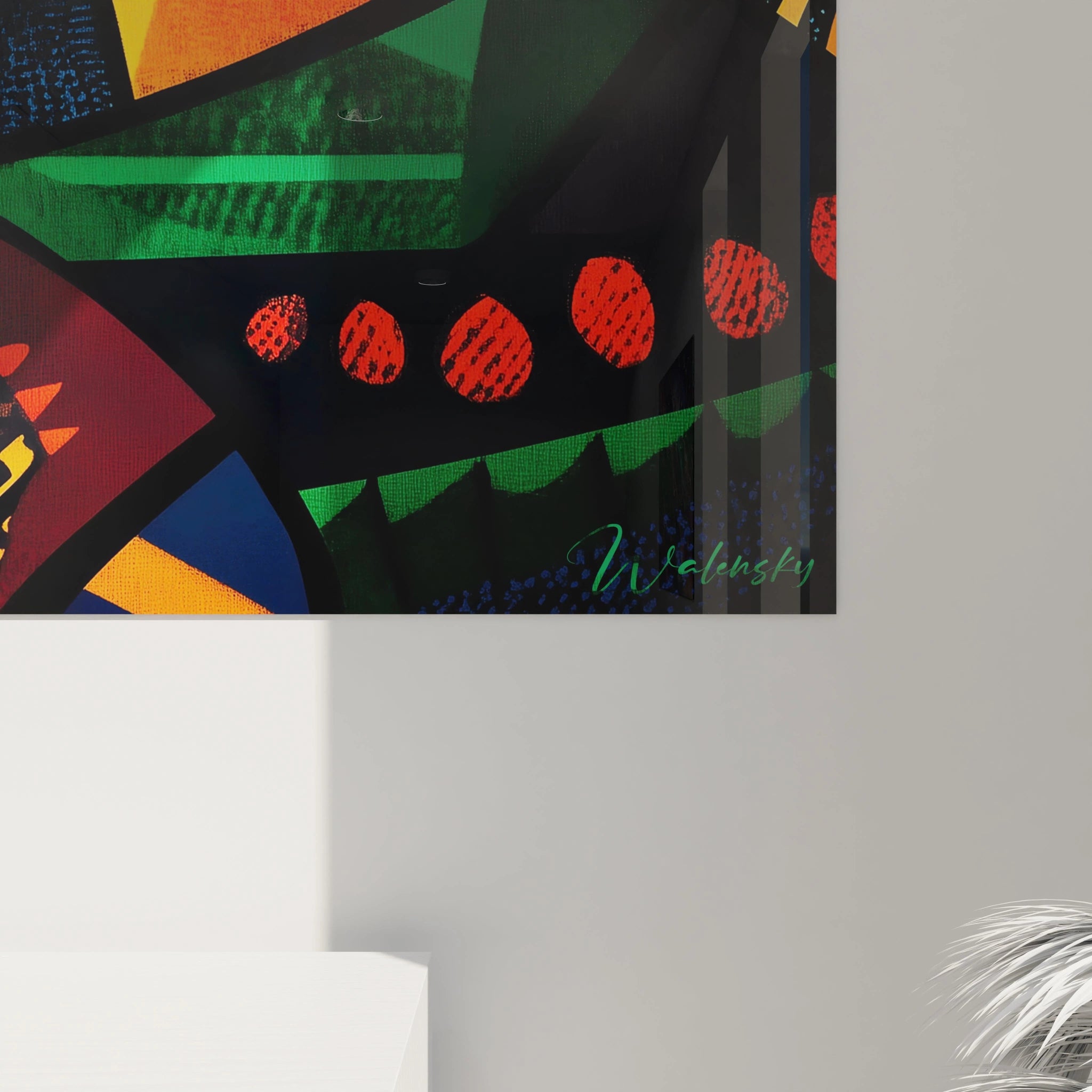 Tableau africain mural coloré signé Walensky avec motifs géométriques verts, rouges et jaunes