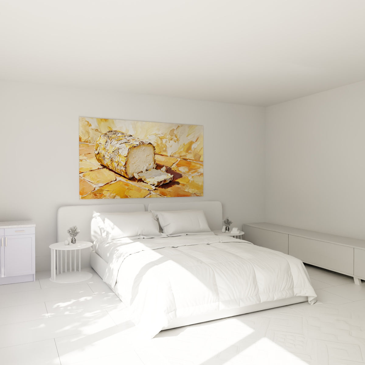 Fromage de chèvre doré et blanc, tranché sur fond ocre, accroché au-dessus d'un lit dans une chambre claire