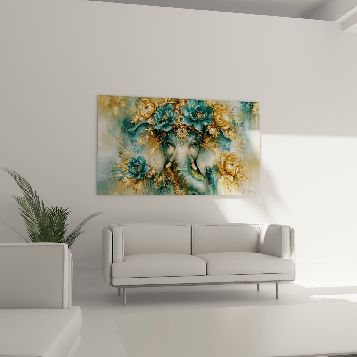 Divinité Ganesh dorée entourée de pivoines bleu-vert, disposée au-dessus d'un canapé dans un salon lumineux