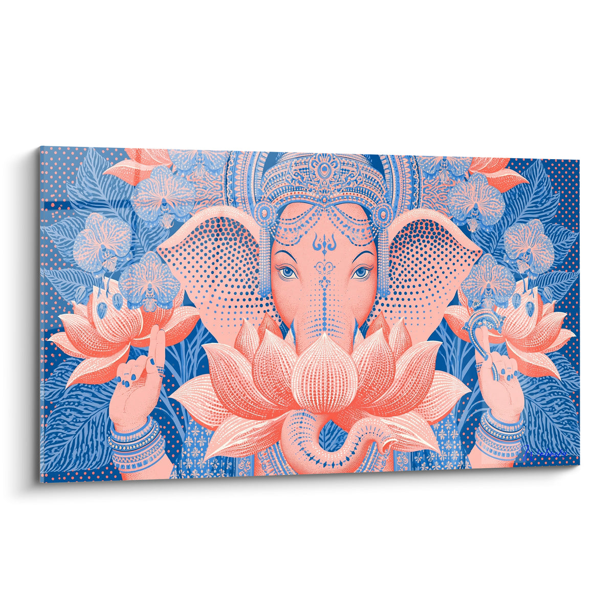 Ganesh corail et bleu marine entouré de lotus roses, visage orné d'une coiffe gravée détaillée