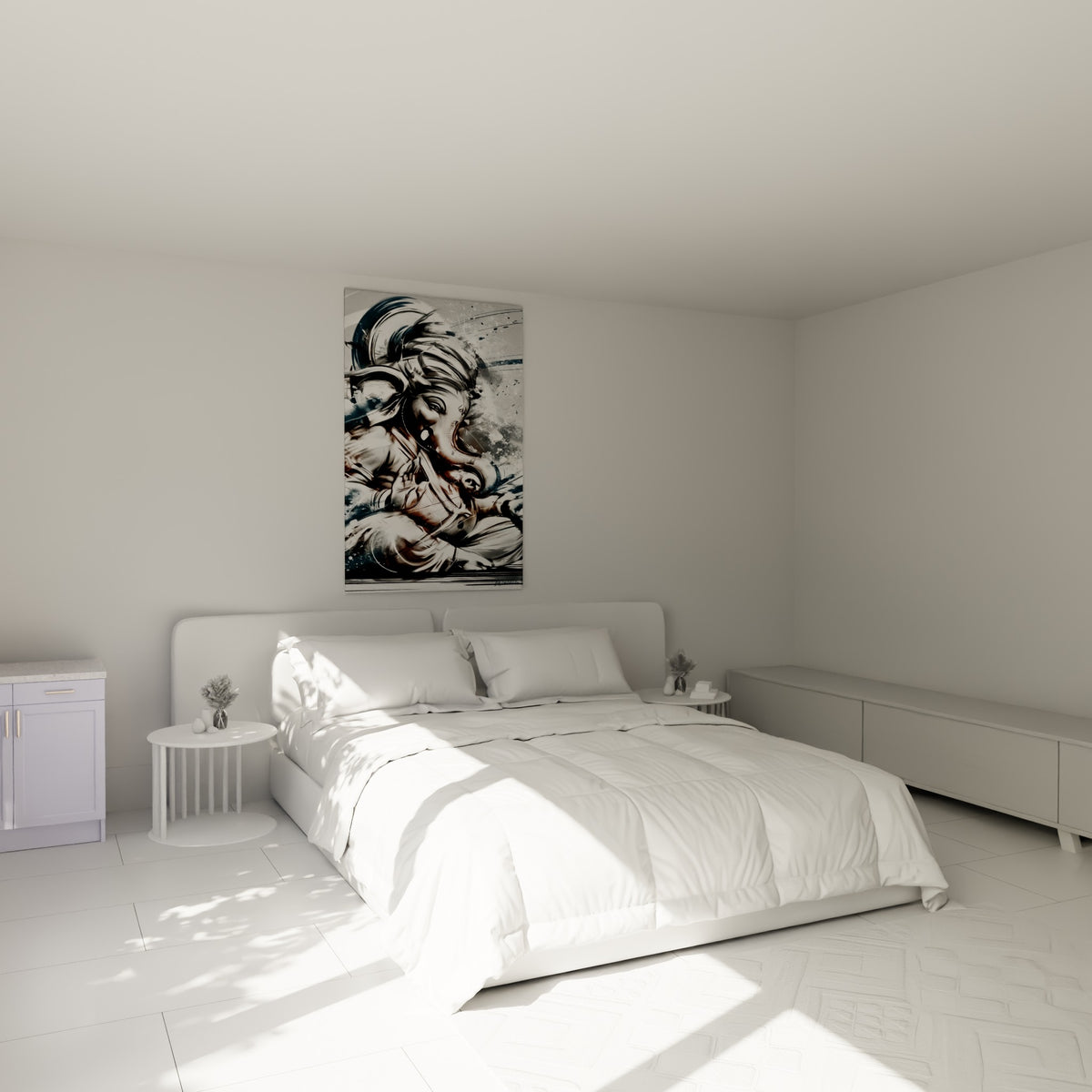 Divinité Ganesh esquissée en gris et ocre, accrochée au-dessus d'un lit dans une chambre claire