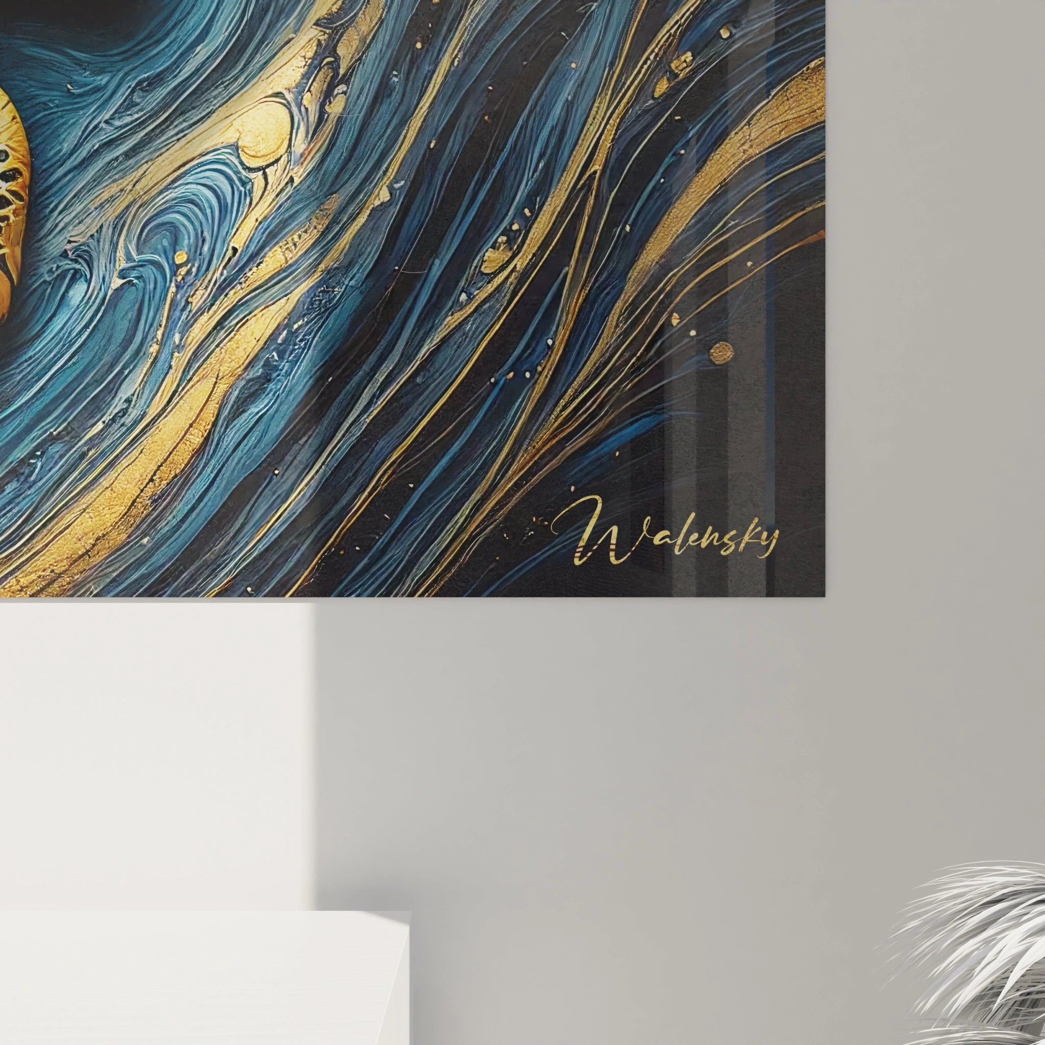 En gros plan, ce tableau tortue de mer révèle des détails complexes de la carapace et des motifs dorés. Chaque trait renforce la beauté et la majesté de cet animal marin dans un univers mystique.