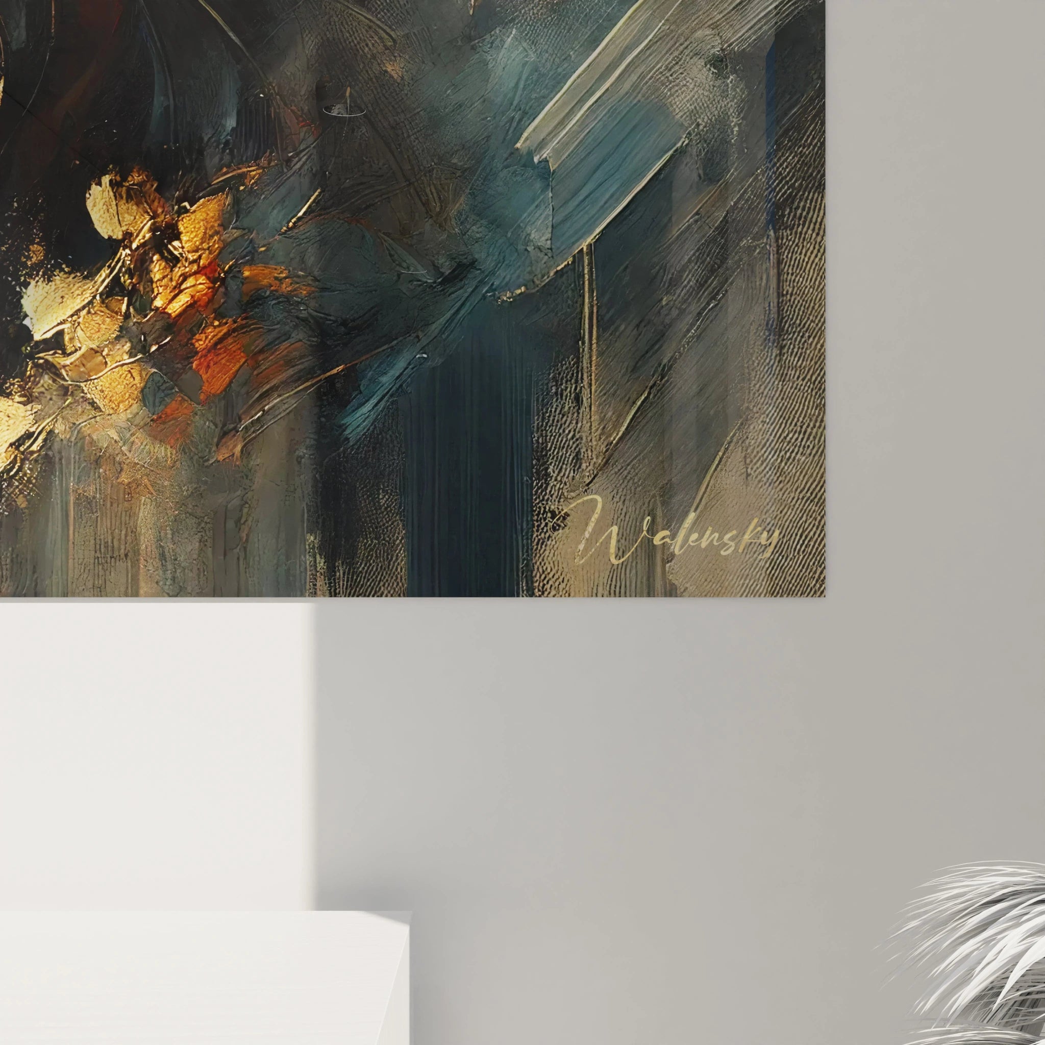 Gros plan sur le tableau loup révélant la texture du pelage et les détails lumineux. La lumière dorée accentue la beauté des traits du loup, offrant un effet dramatique et une profondeur captivante.