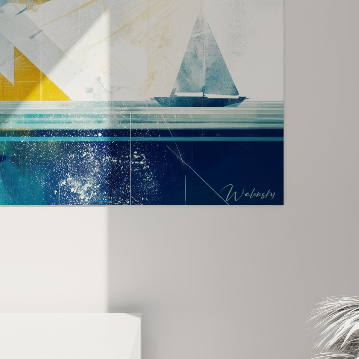Détail des écailles bleu marine et touches ocre du tableau géométrique abstrait, grain et matière visibles