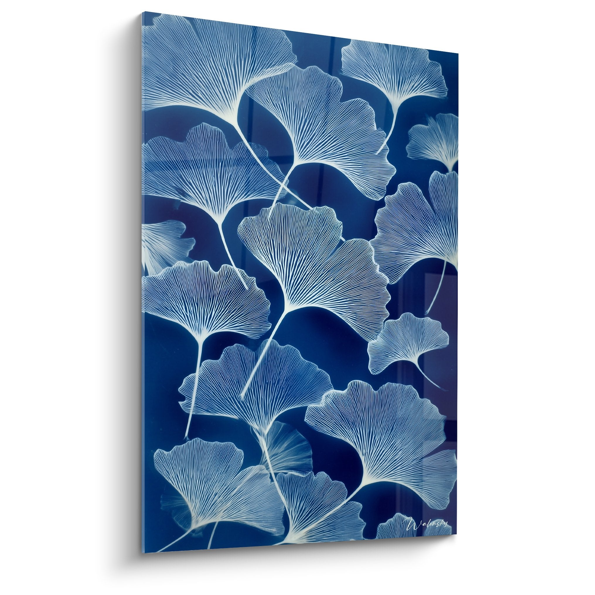 Tableau feuilles de ginkgo bleu marine et blanc sur toile, composition botanique elegant edition ginkgo