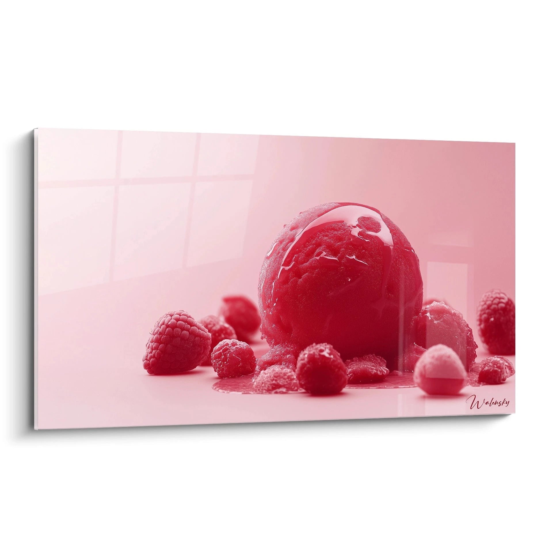 Un tableau glace mettant en scène une boule de sorbet rouge vif entourée de framboises sur un fond rose clair. La surface givrée et fondante contraste avec la texture granuleuse des fruits.