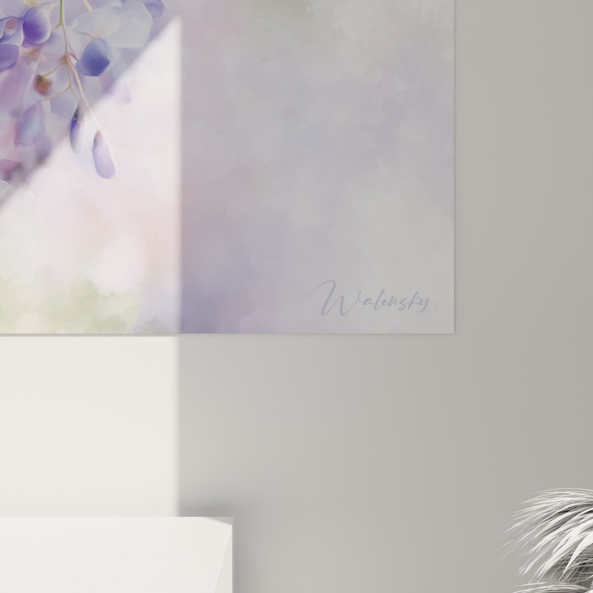 Détail des pétales aquarelle mauve et blanc de la glycine, textures fondues et lumière douce