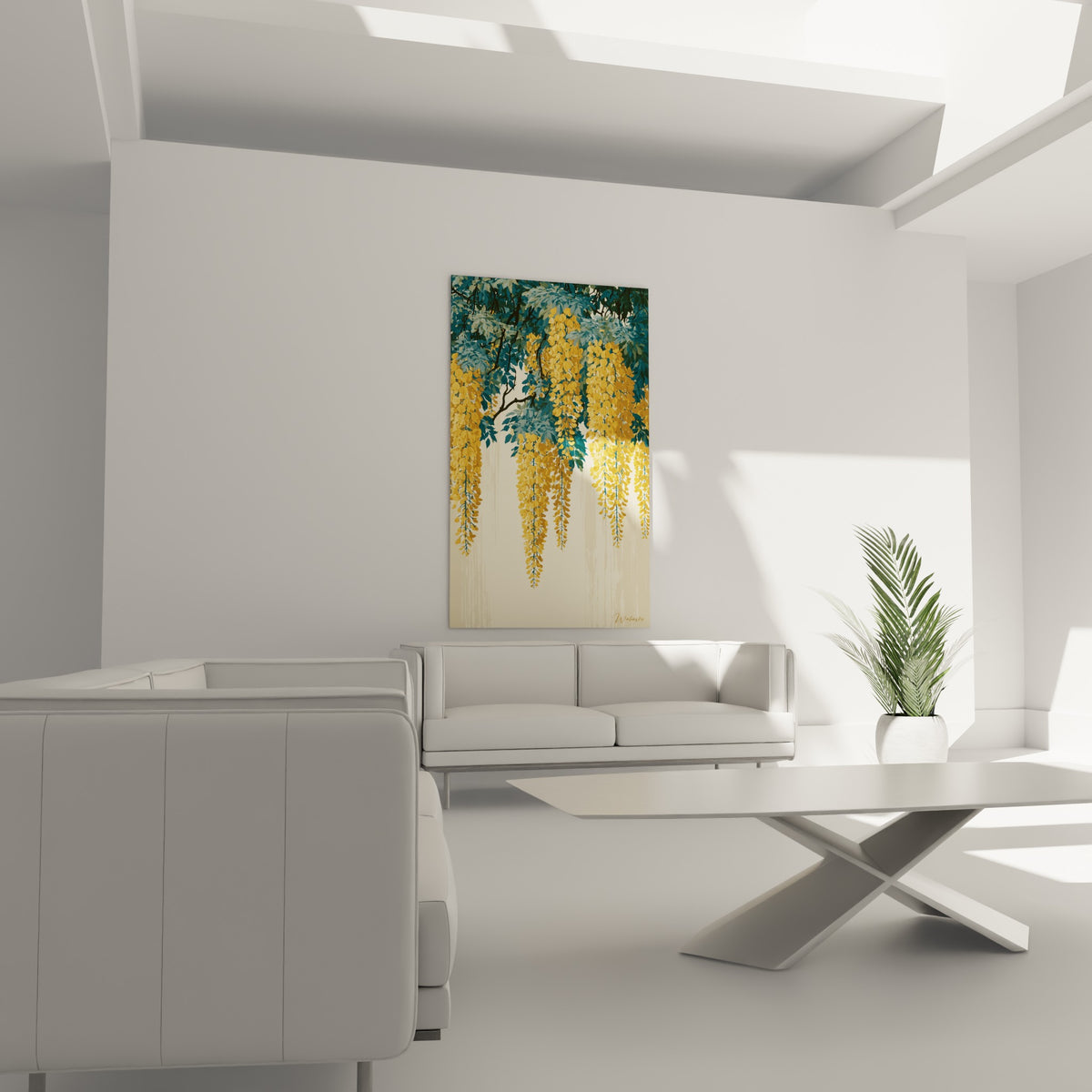 Cascade de glycine ocre et bleu turquoise disposée au-dessus d'un canapé dans un salon lumineux.