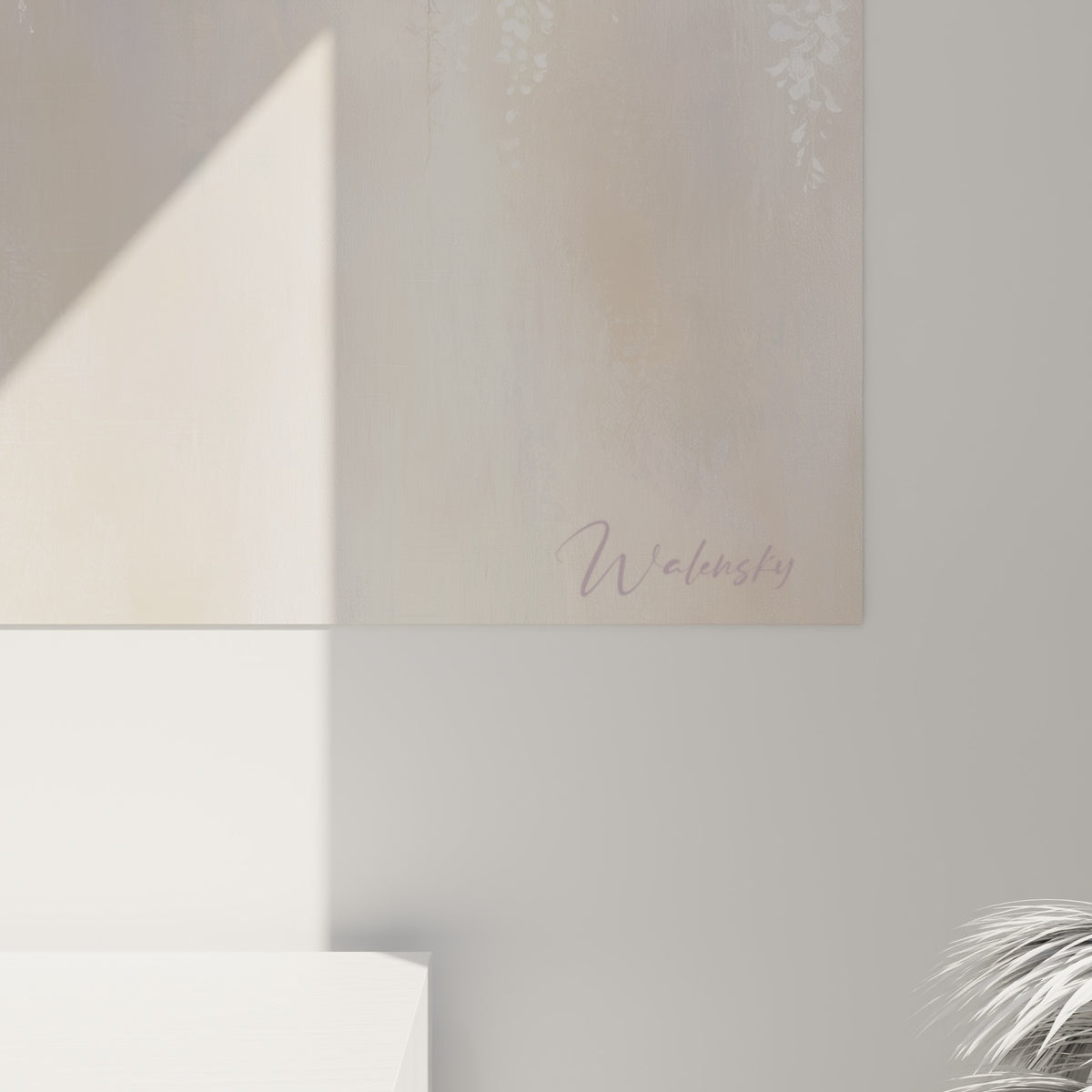 Détail des pétales de glycine mauve et blanc laissant voir les nuances peintes et le grain de la toile