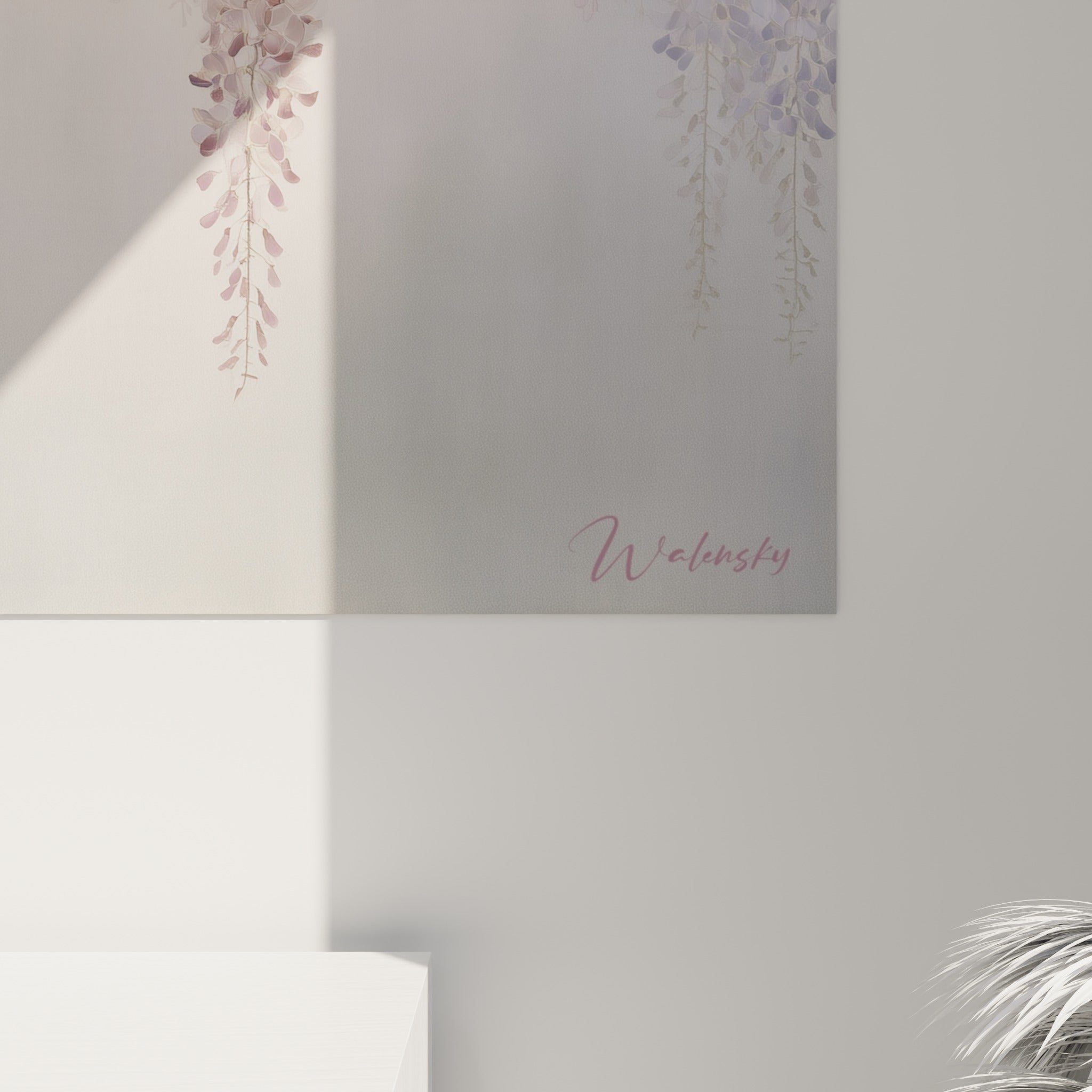 Pétales de glycine mauve et blanc rosé révélant la texture fine de la peinture en gros plan
