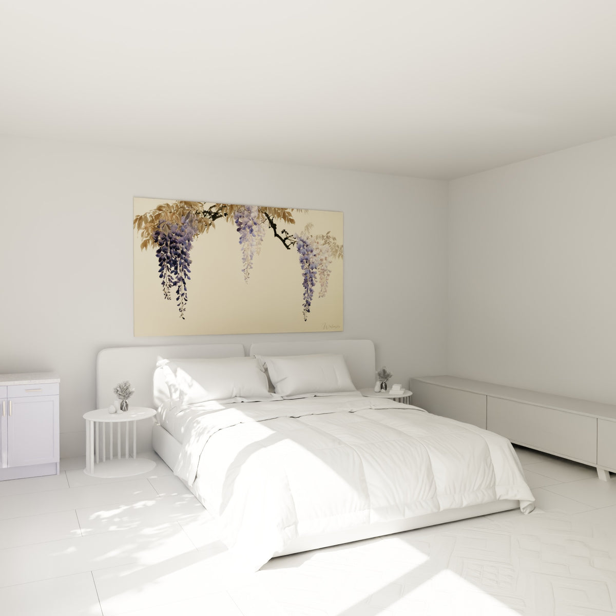 Grappes de glycine mauve et blanche tombant délicatement, au-dessus d'un lit dans une chambre claire