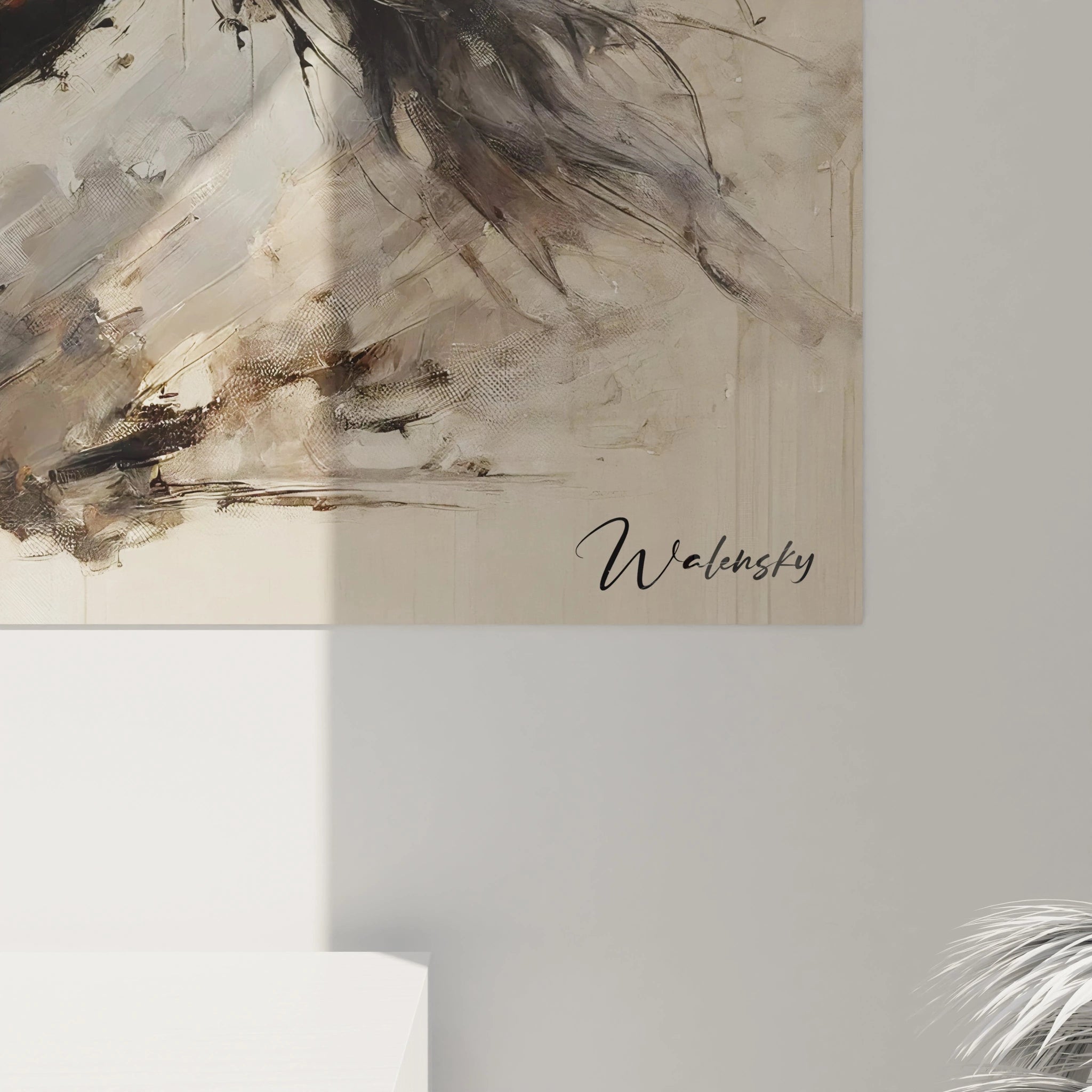 Vue de près, ce tableau cheval révèle des détails subtils dans les muscles tendus et la crinière flottante. L'impression de mouvement est magnifiée par des tons neutres qui mettent en lumière toute la puissance de l'animal.