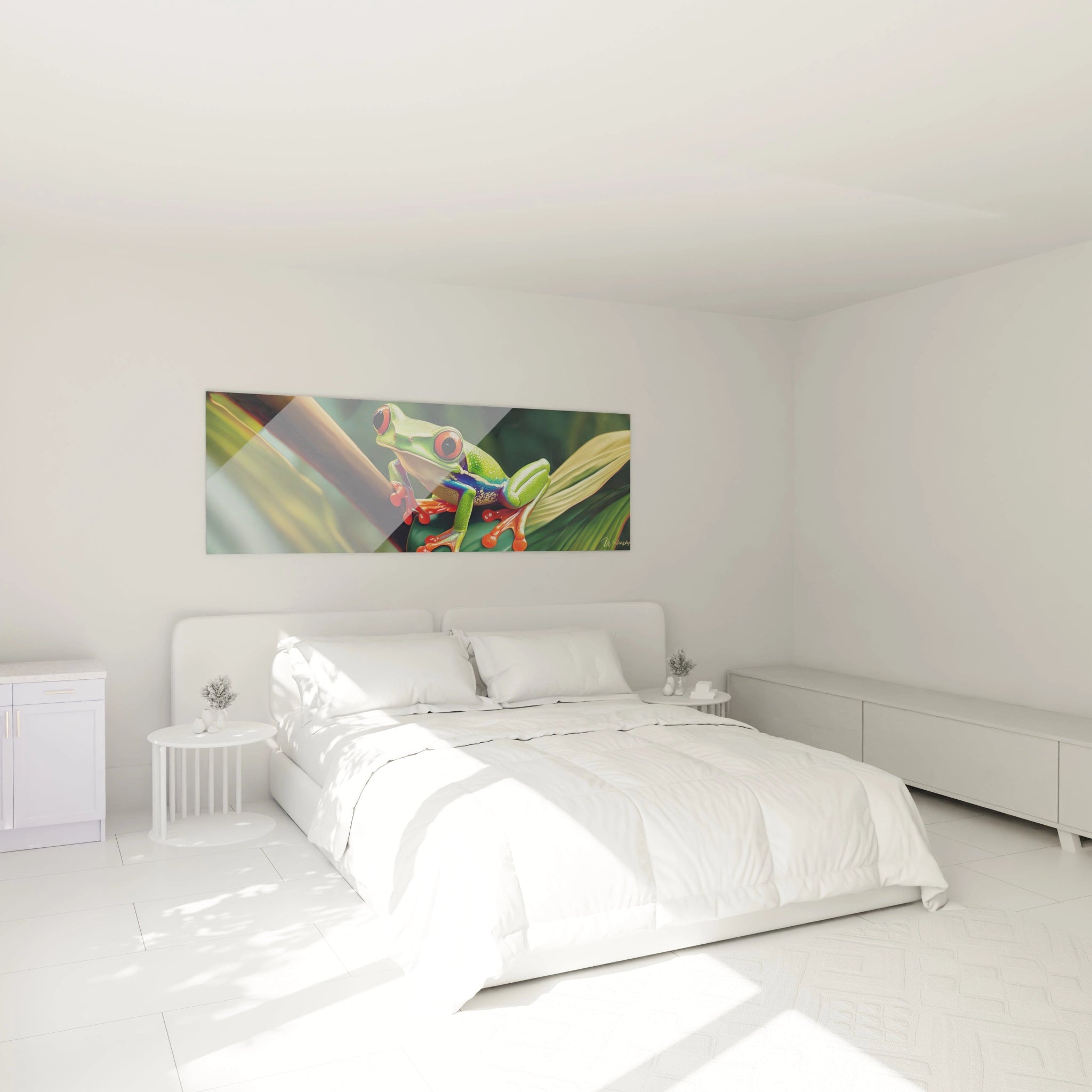 Tableau grenouille colorée Walensky accroché au-dessus d'un lit dans une chambre blanche moderne