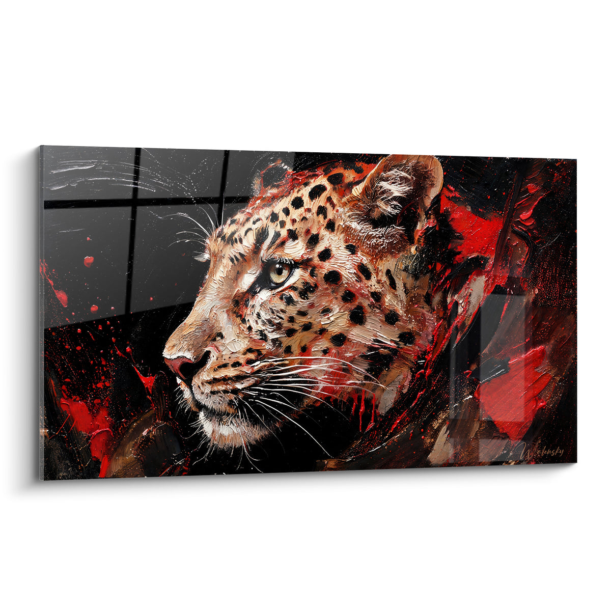 Guépard fauve au regard vert perçant sur fond noir anthracite et éclats rouge écarlate