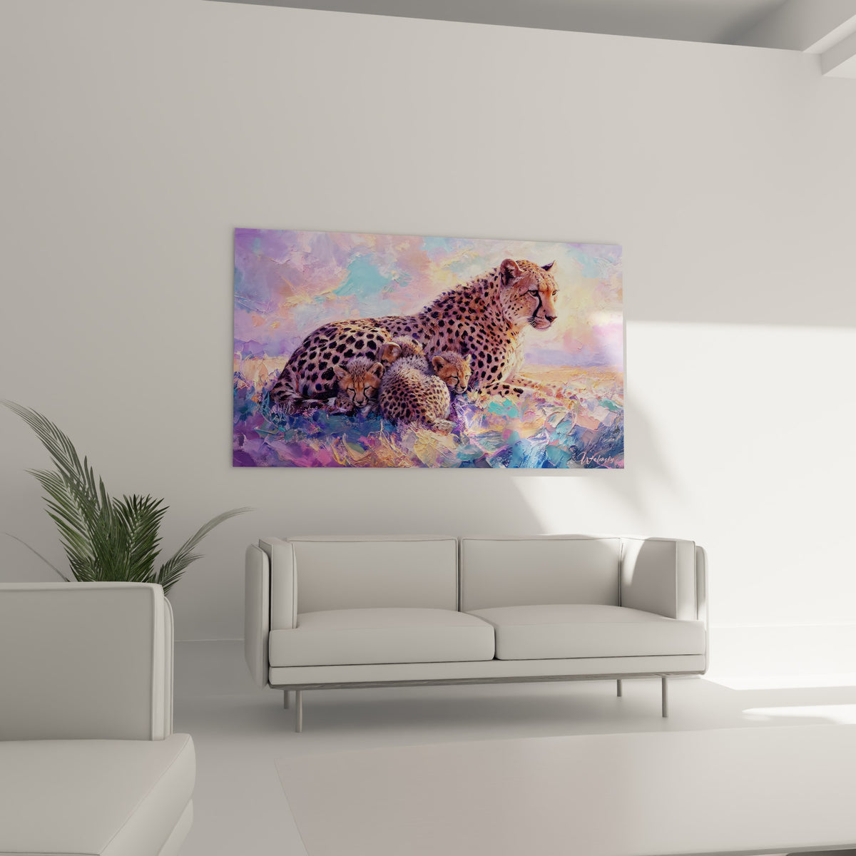 Mère guépard veillant sur sa portée, taches noires sur fond rose et bleu, au-dessus d'un canapé dans un salon lumineux