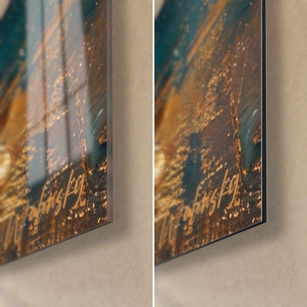 Quadro ghepardo dorato, angolo in basso a destra: vetro acrilico lucido con riflessi a sinistra, alluminio Dibond opaco ocra a destra, spessore 3 mm