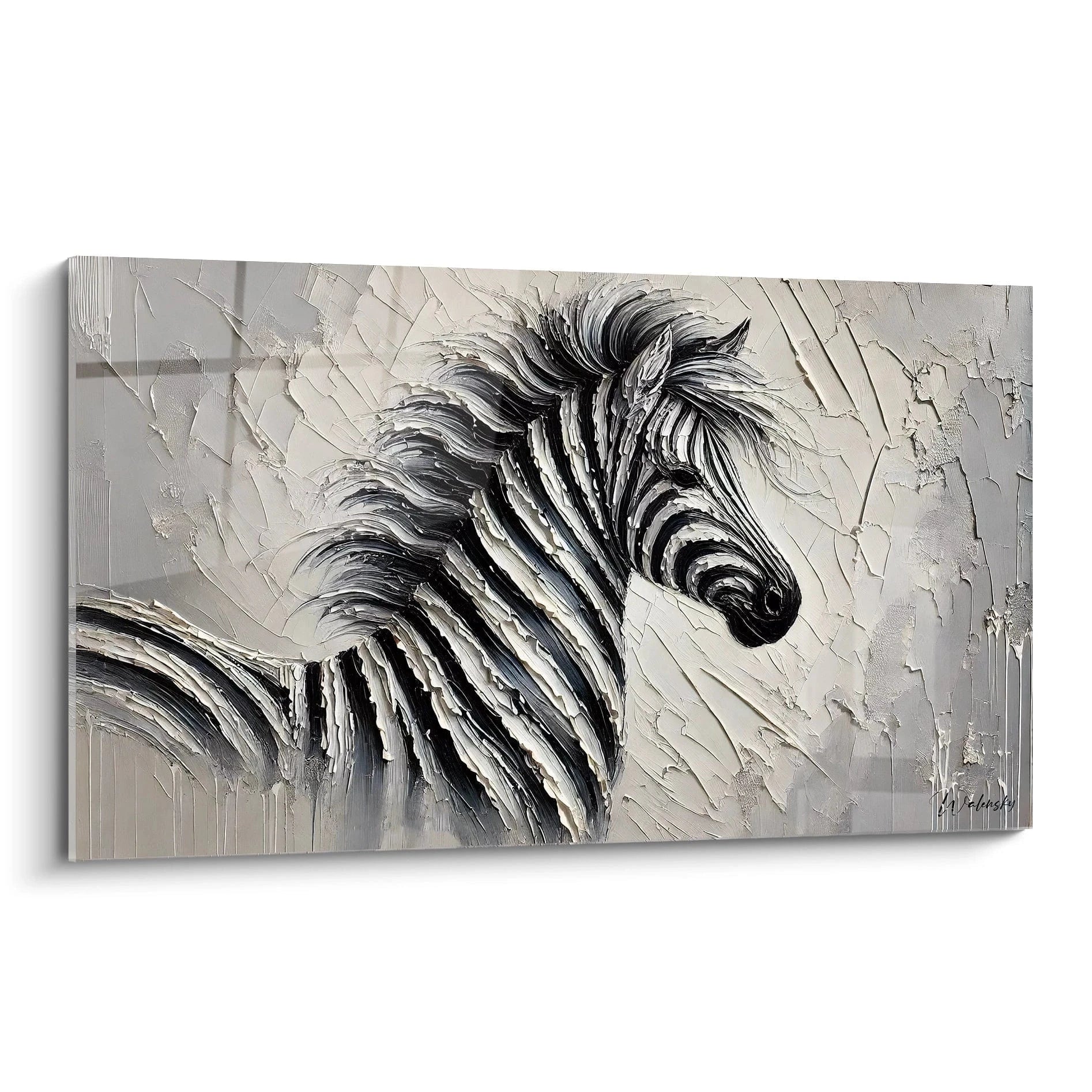 Ce tableau zebre en noir et blanc, vu de biais, révèle une texture en relief saisissante. Les contrastes des rayures magnifient la beauté naturelle du zebre, offrant une touche artistique idéale pour un interieur moderne.