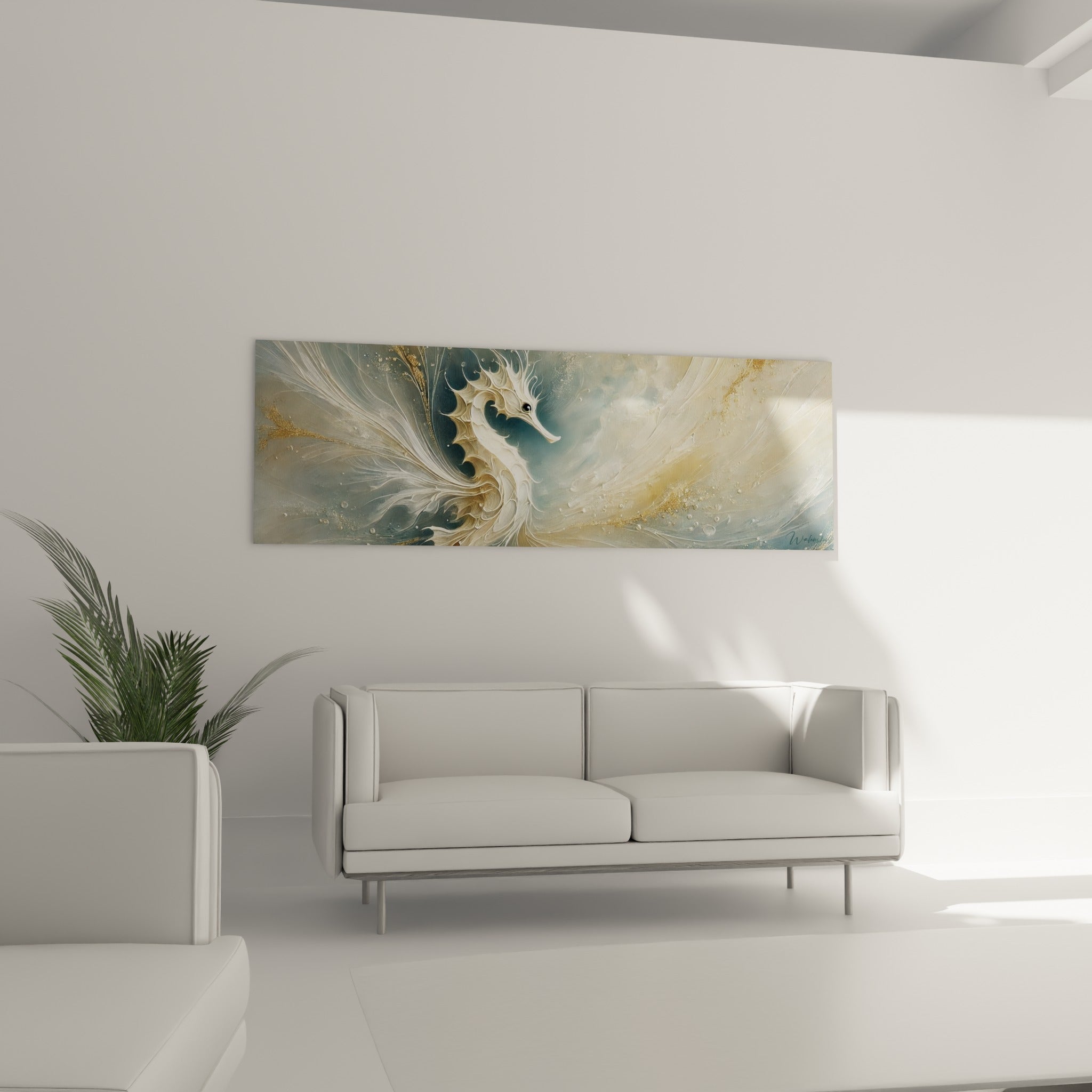 Silhouette d'hippocampe bleu gris et doré en mouvement ondulant, au-dessus d'un canapé dans un salon lumineux