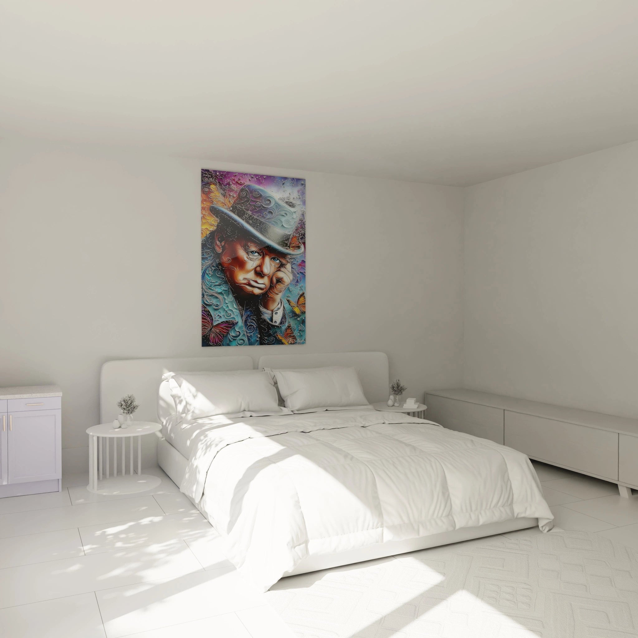 Chambre moderne avec lit blanc et tableau homme au chapeau coloré de Walensky accroché au mur