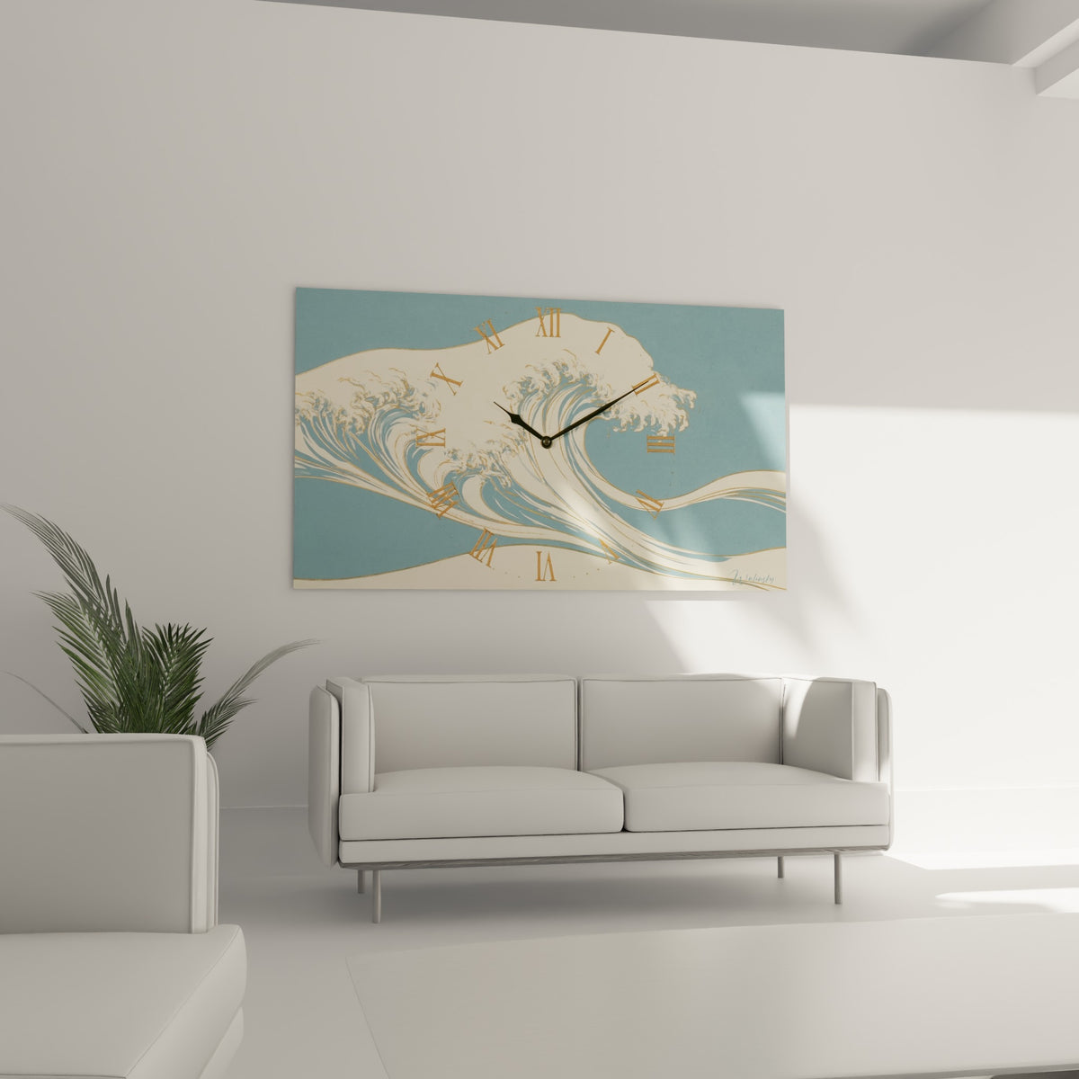 Courbes dorées et bleu marine dessinant une vague marine au-dessus d'un canapé dans un salon lumineux