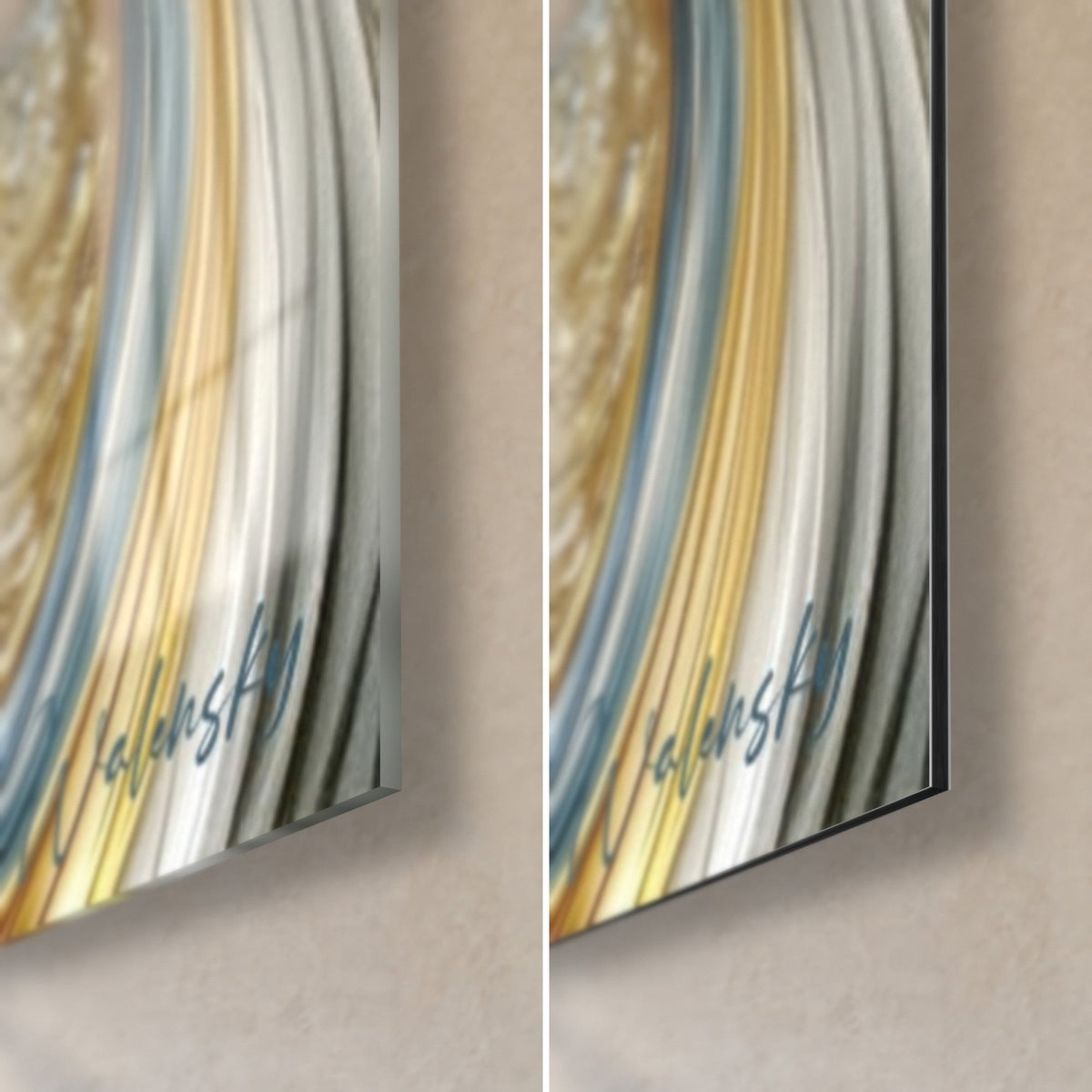 Gemälde Barockuhr, untere rechte Ecke: graue und goldene Schnörkel, glänzendes Glas links, mattes Dibond rechts, 3 mm Kante