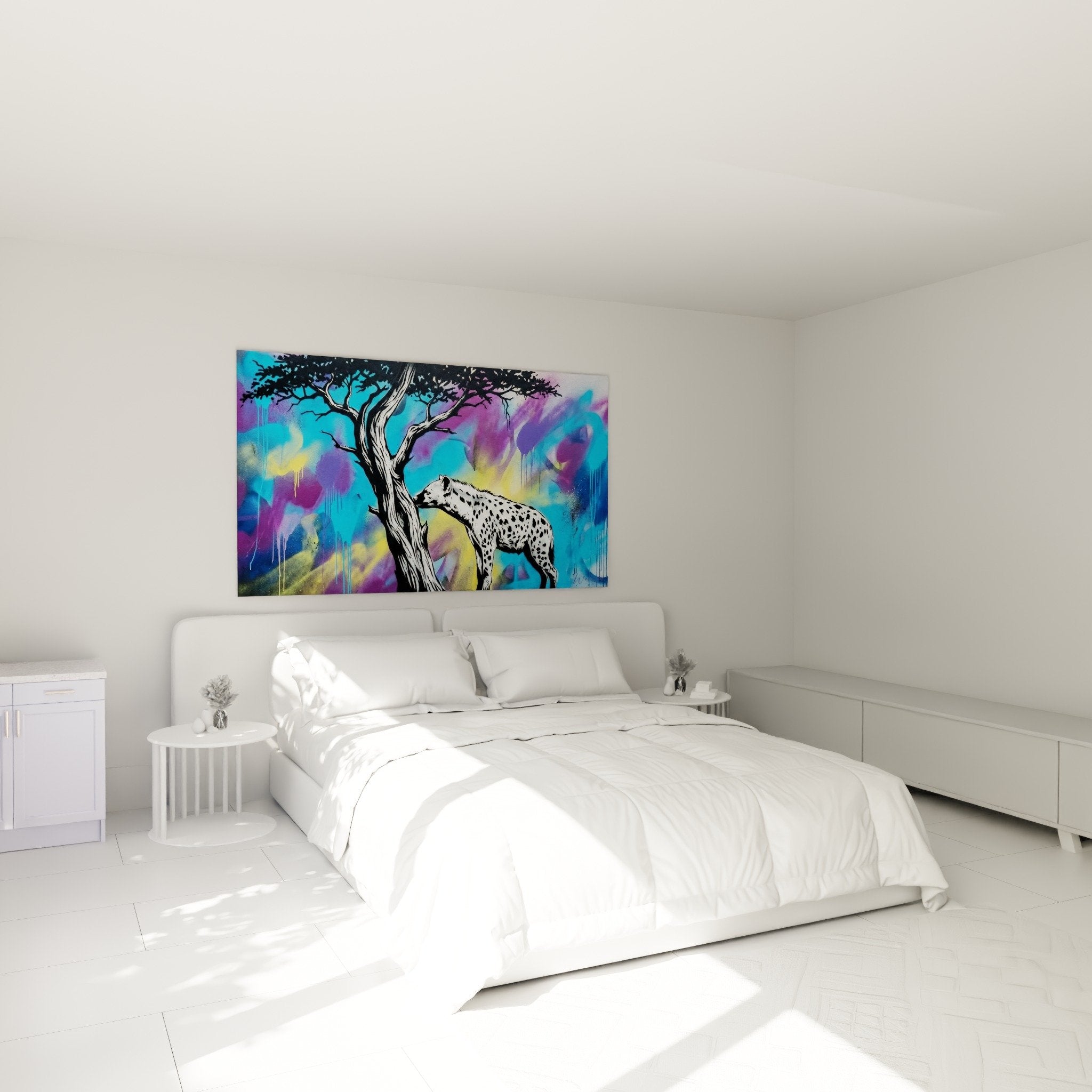 Buntes Hyänen-Wandbild in modernem Schlafzimmer mit neutralen Tönen und minimalistischer zeitgenössischer Dekoration
