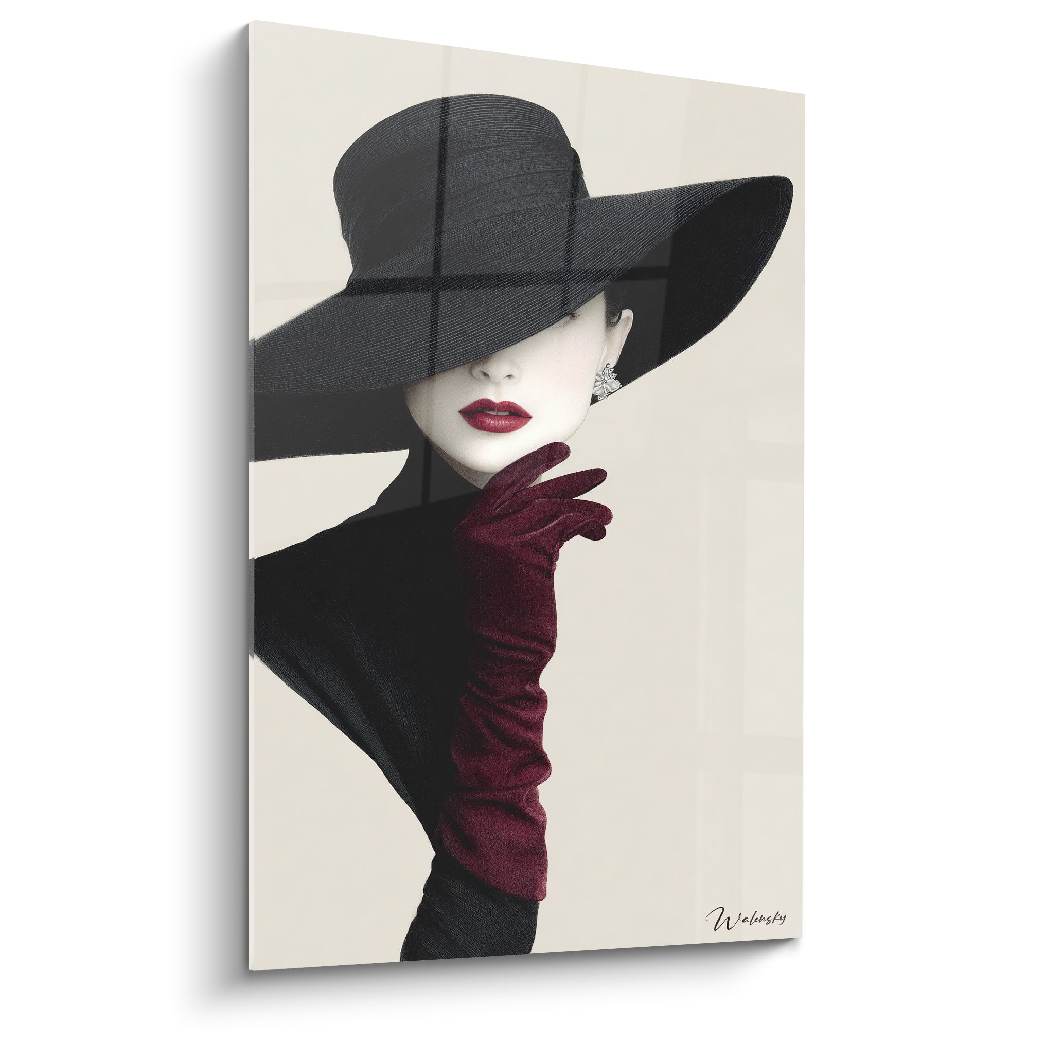 Silhouette au chapeau noir et gant bordeaux, lèvres rouges, fond crème, illustration de mode