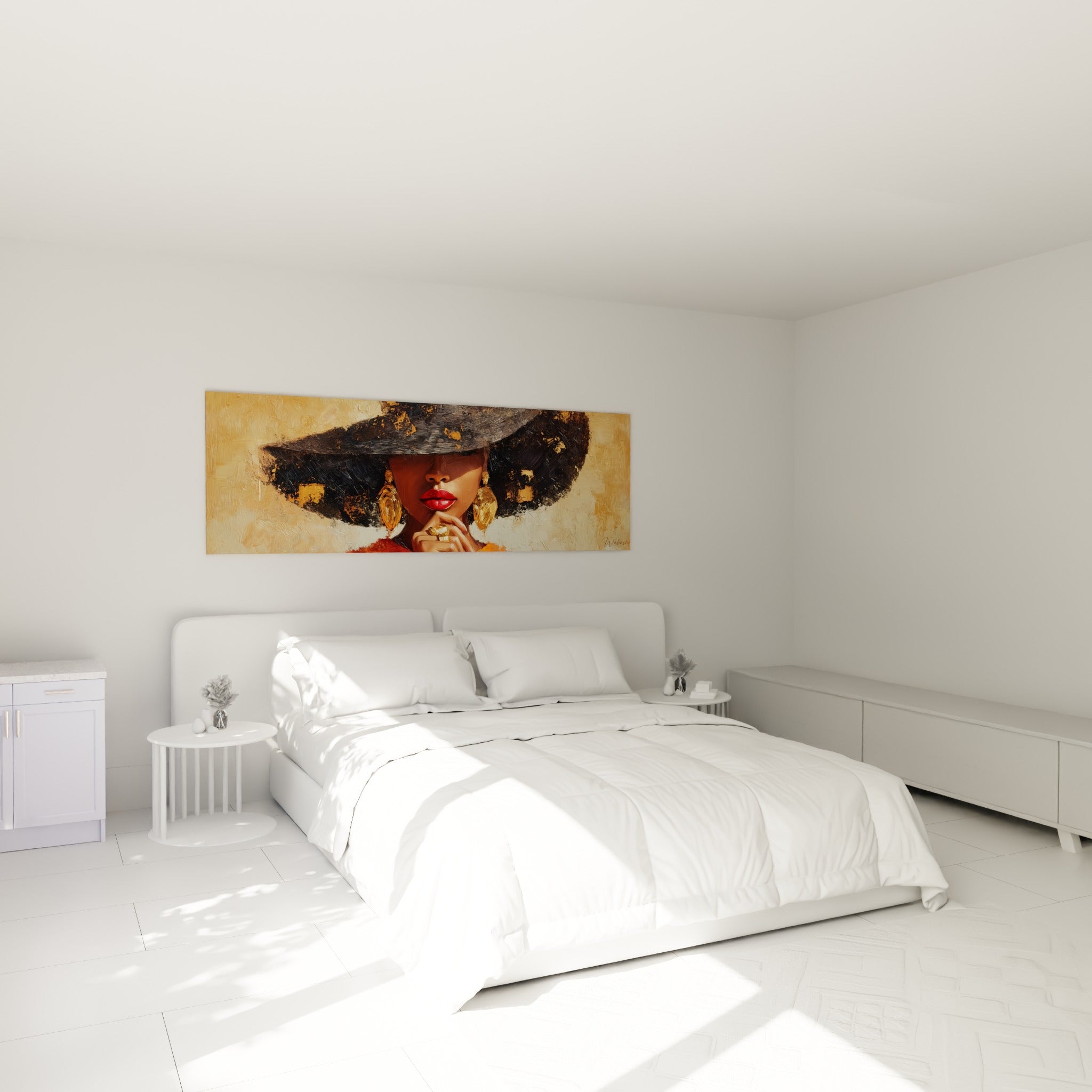 Silhouette au chapeau ocre et noir, boucles dorées, illustration de mode au-dessus d'un lit dans une chambre claire