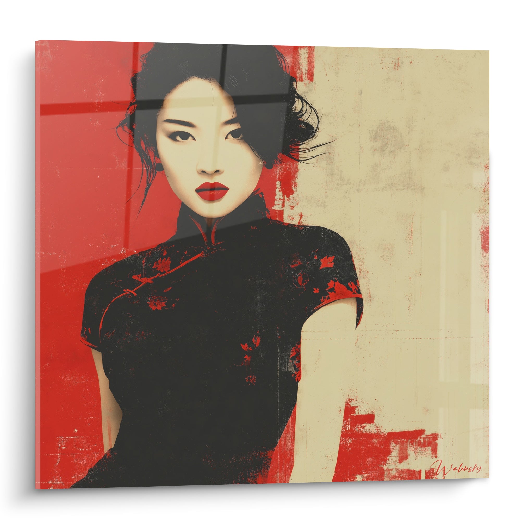 Femme en qipao noir et rouge, regard frontal intense, fond ocre et écarlate texturé