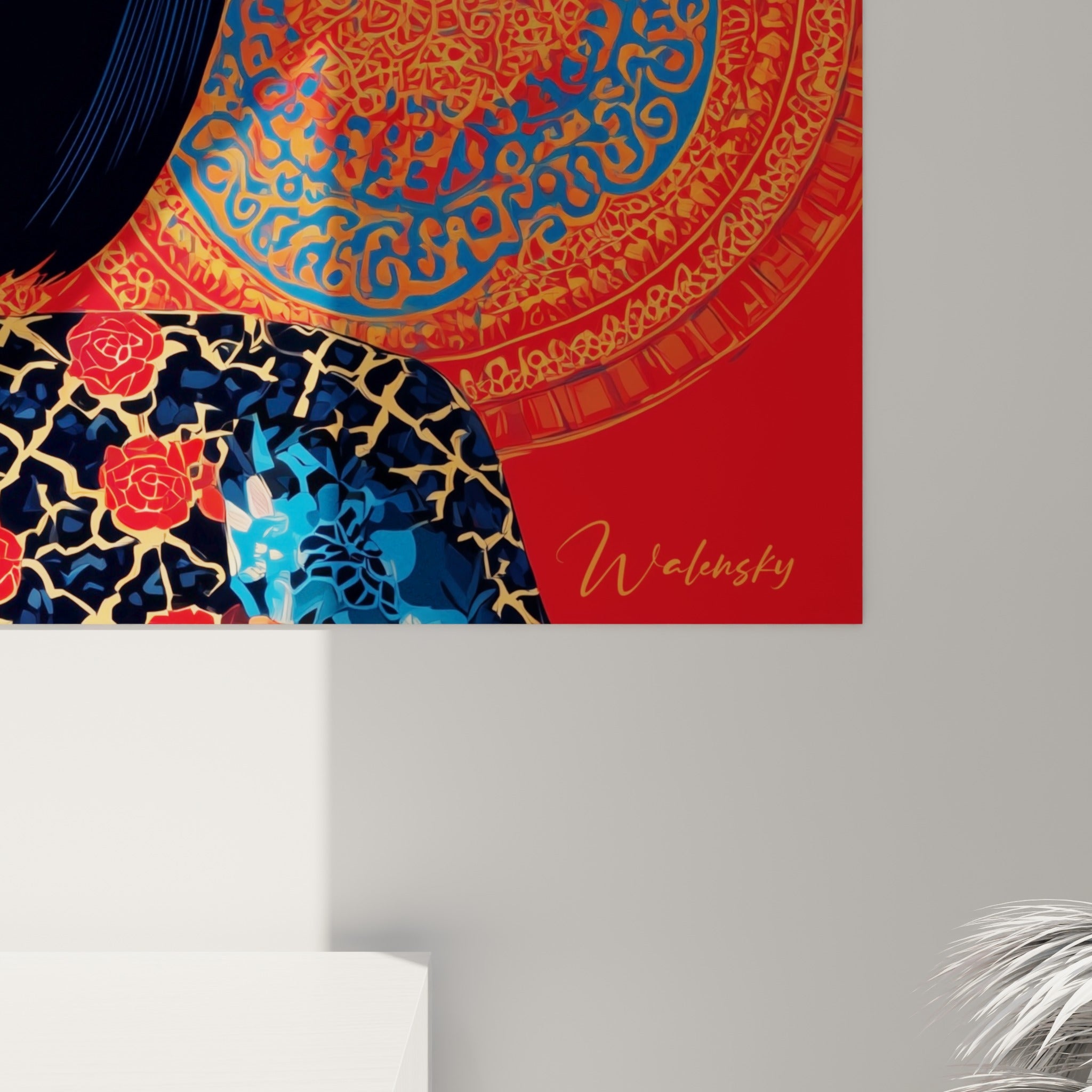 Détail du kimono bleu et doré, texture graphique et grain d'impression sur fond rouge vif