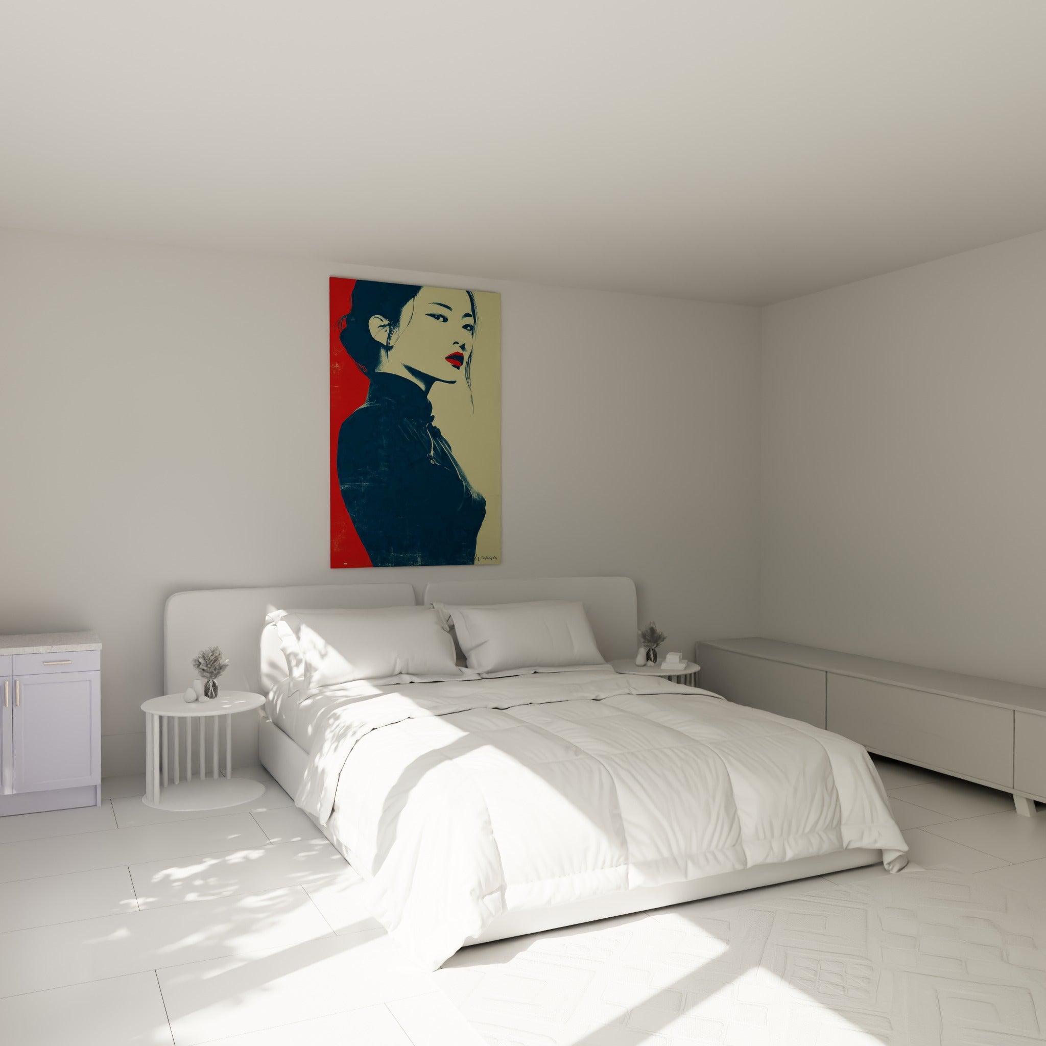 Portrait féminin bicolore rouge et bleu marine au regard perçant, accroché au-dessus d'un lit dans une chambre claire