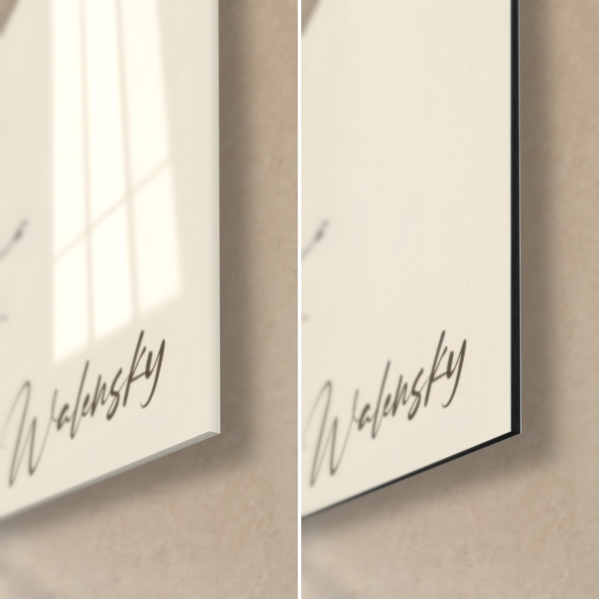 Quadro tre snelle silhouette da bozzetto di moda, firma Walensky in basso a destra, vetro acrilico lucido a sinistra, Dibond nero opaco a destra
