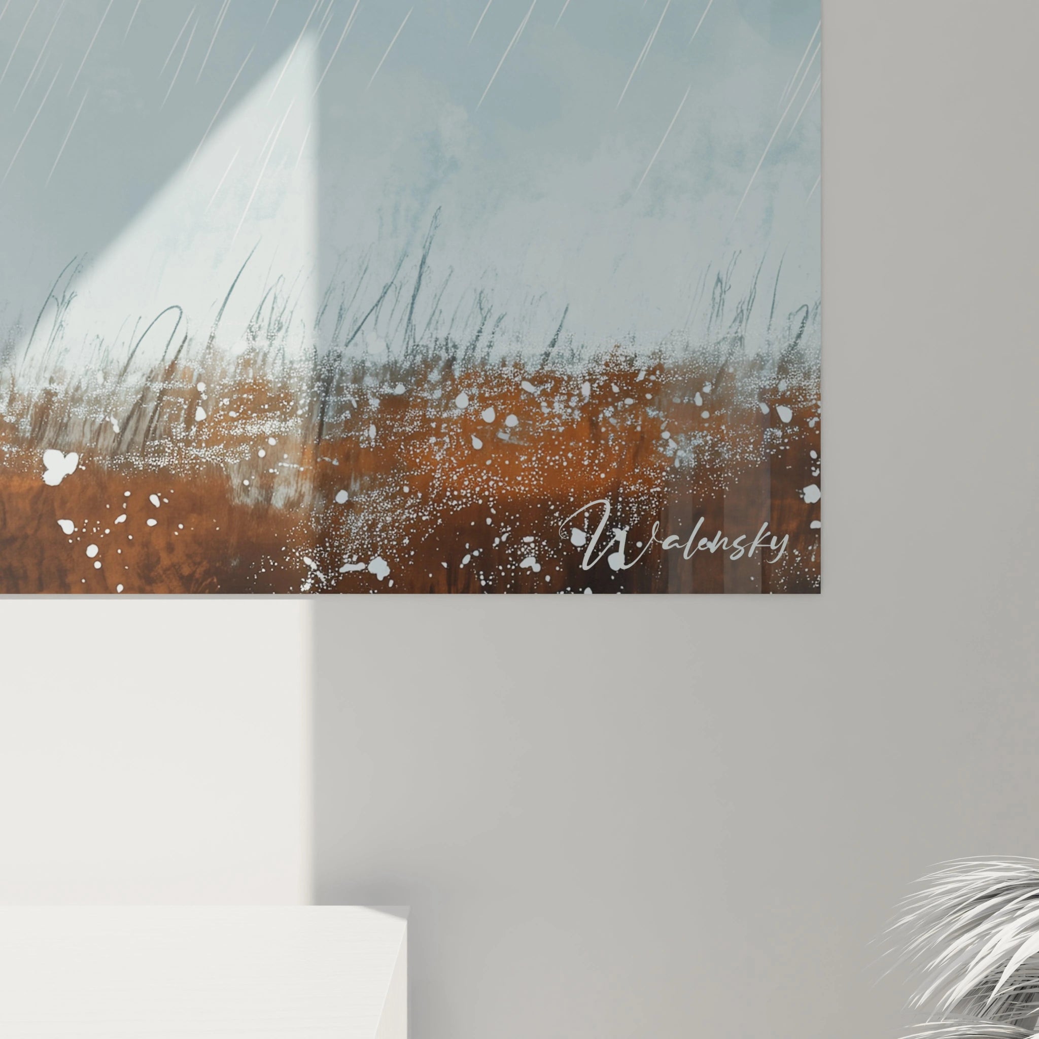 Un tableau Théodore Géricault représentant un cheval debout sur une terre brun foncé, avec un ciel bleu-gris et des traits de pluie inclinés, créant un contraste entre la silhouette sombre et l’arrière-plan clair.