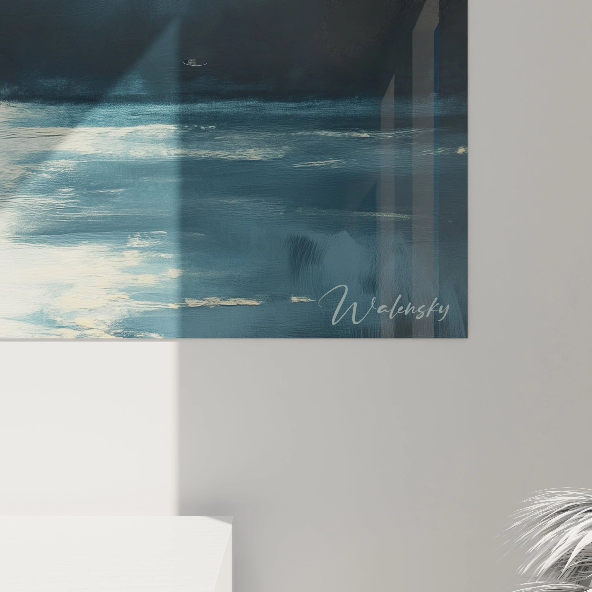 Un tableau Claude Joseph Vernet montrant un voilier sur une mer paisible, avec des nuages denses et une lune éclatante. Effet pictural lisse sur l’eau, textures plus épaisses dans le ciel.